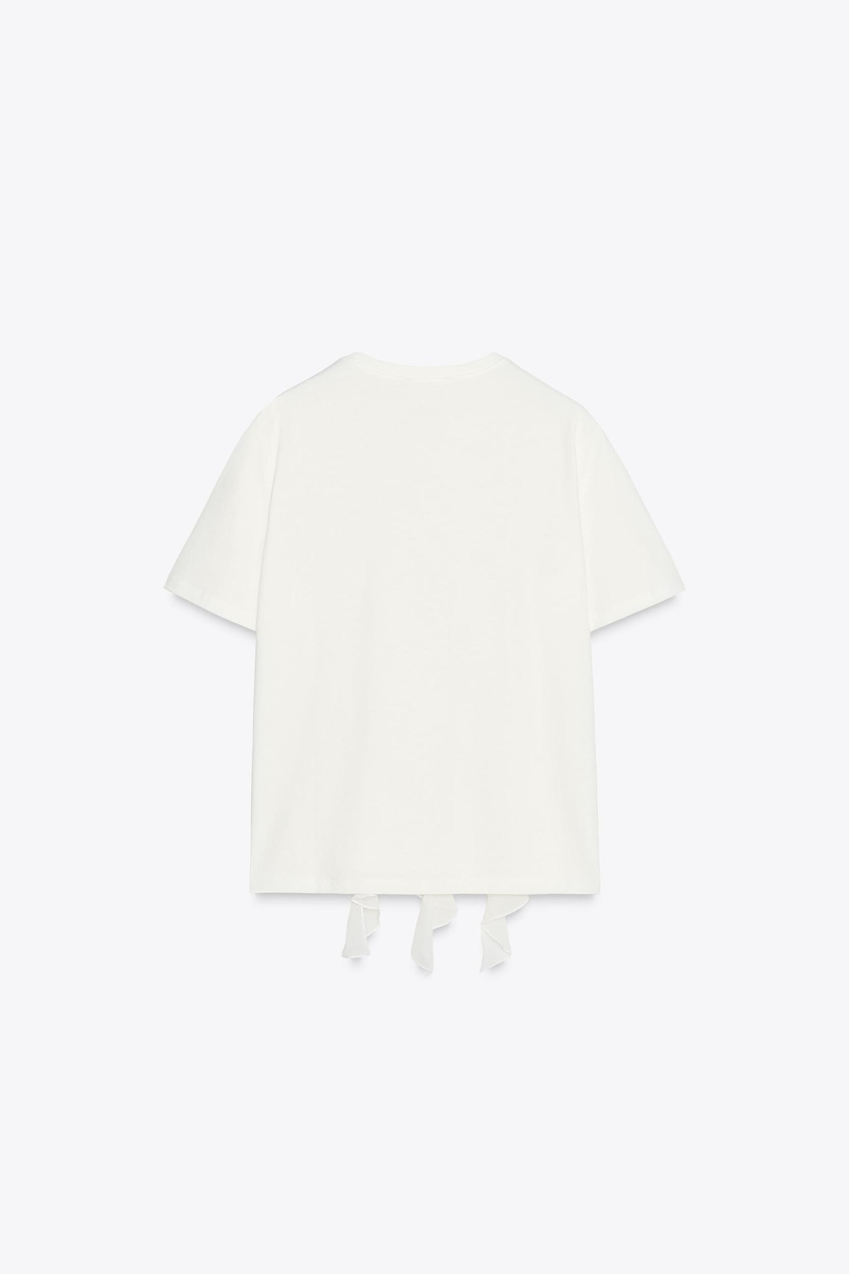 RUFFLE T-SHIRT Product Image