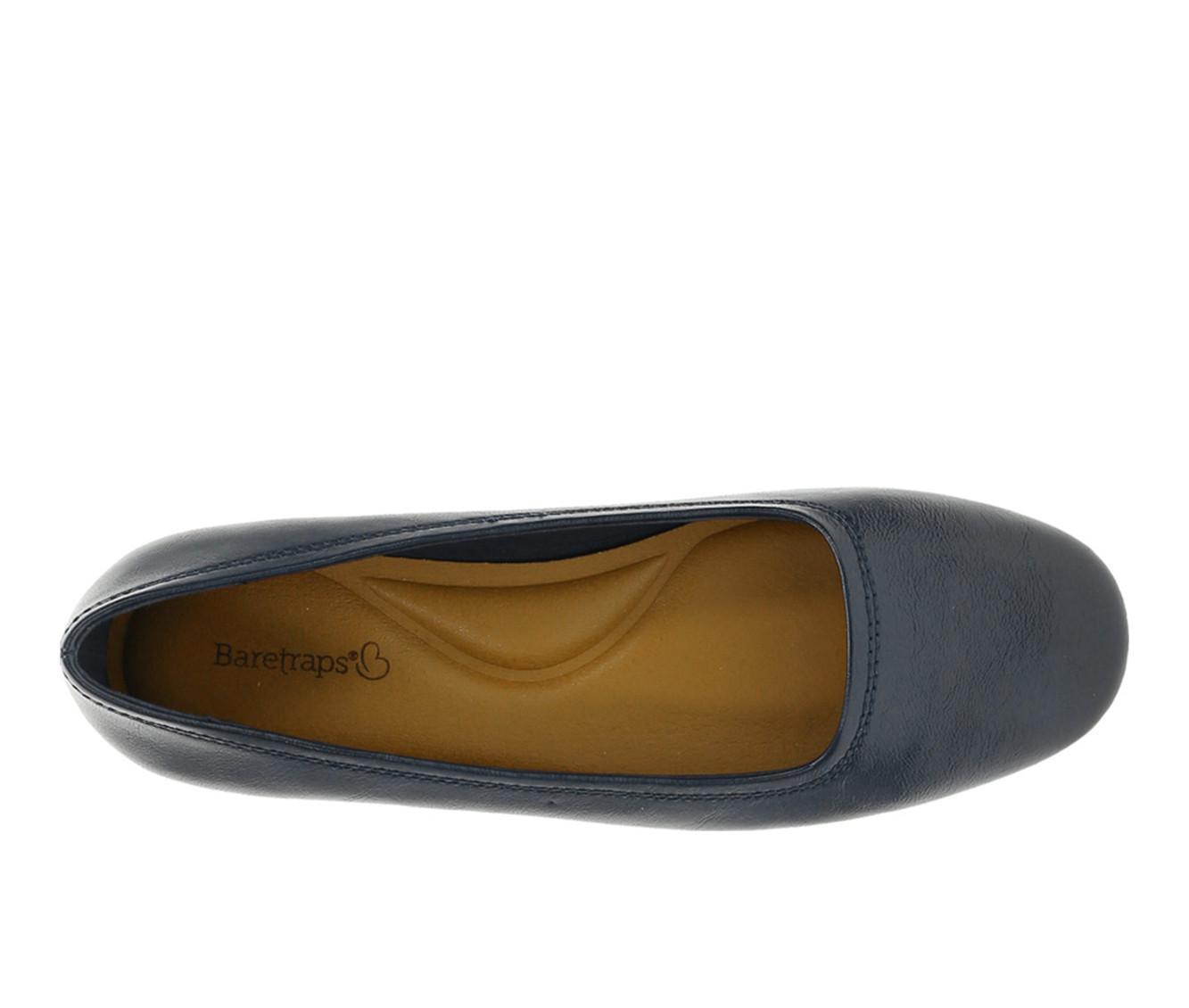 Women's Baretraps Covette Casual Flats Product Image