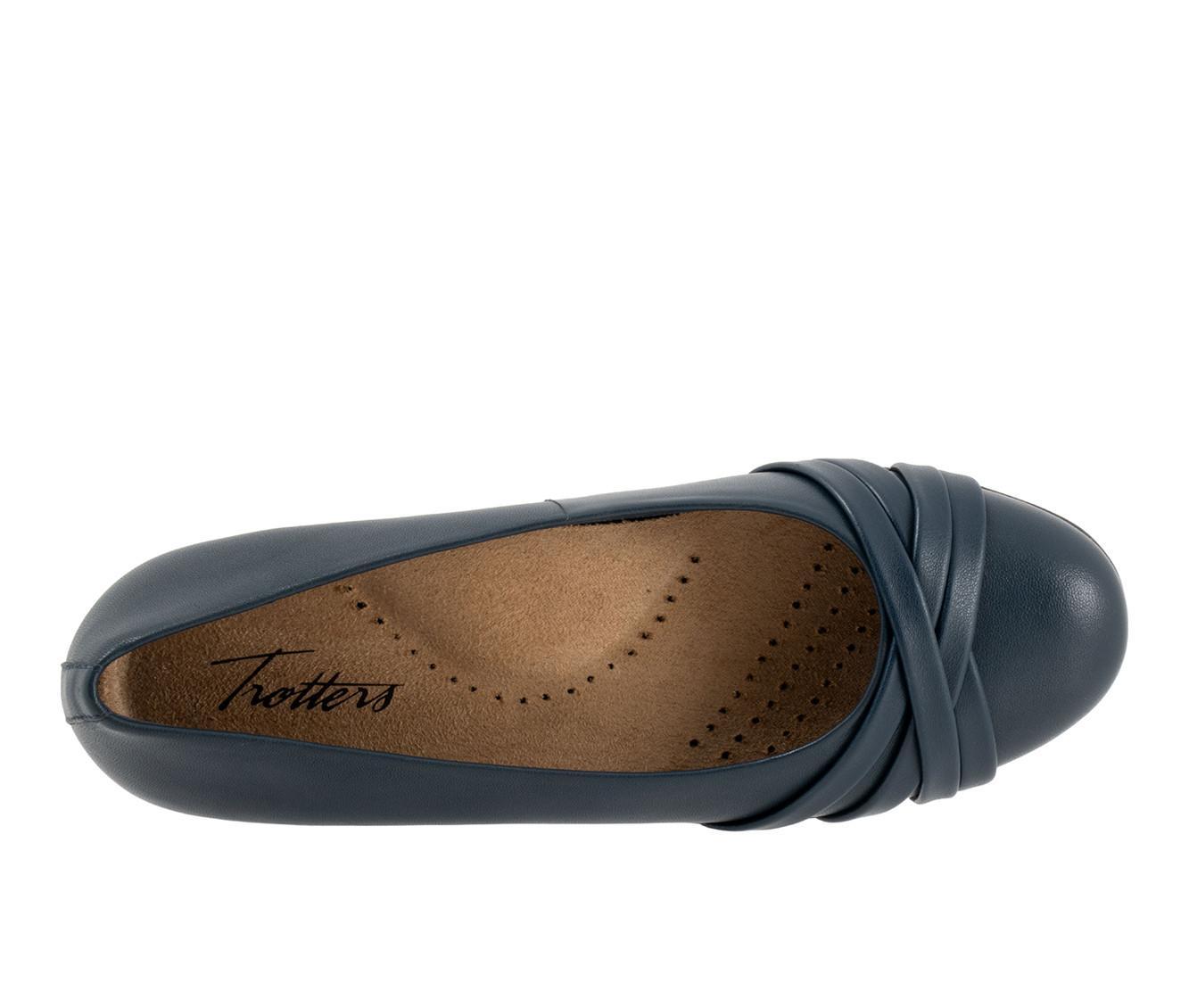 Women's Trotters Daphne Flats Product Image