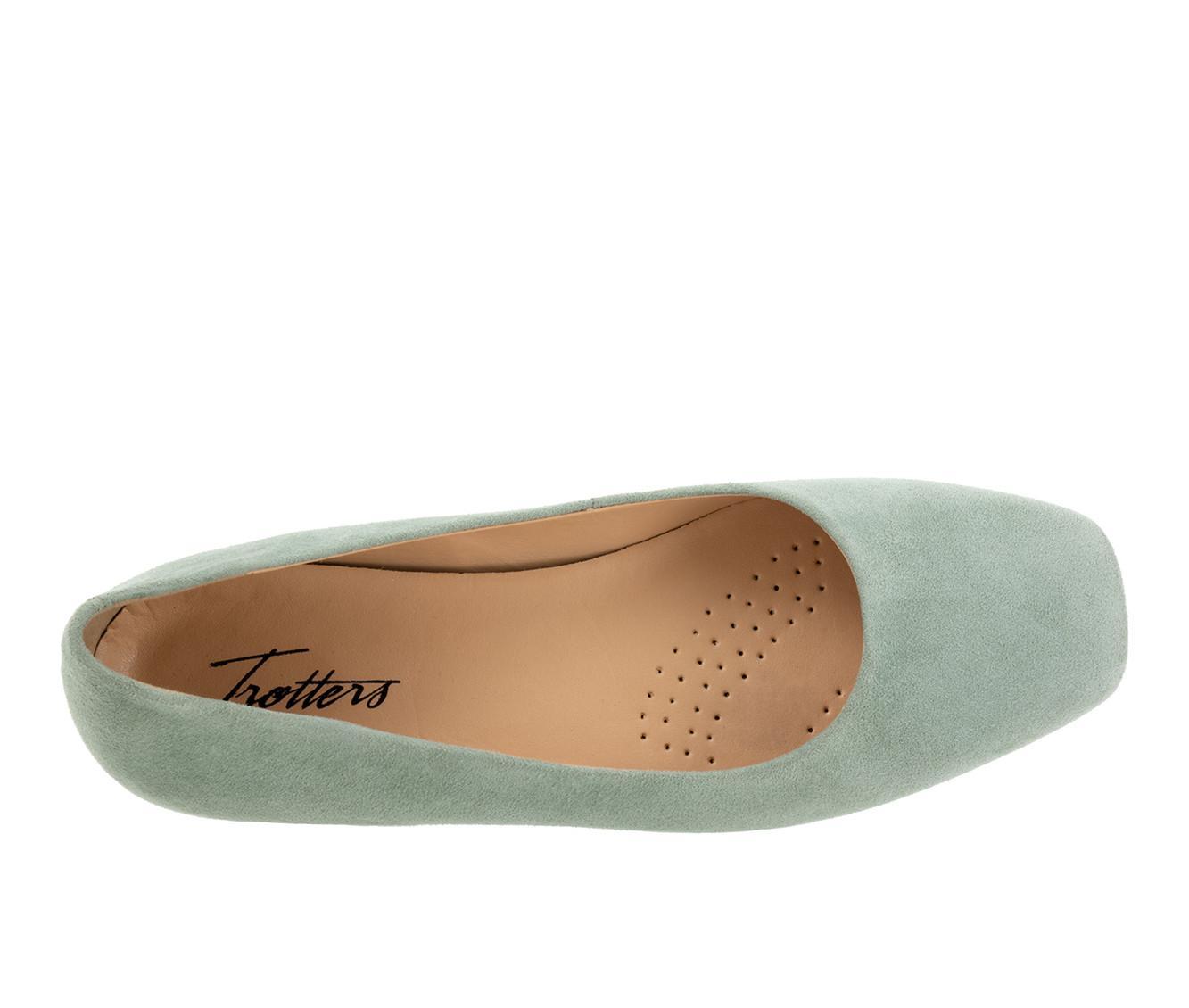 Women's Trotters Honor Flats Product Image