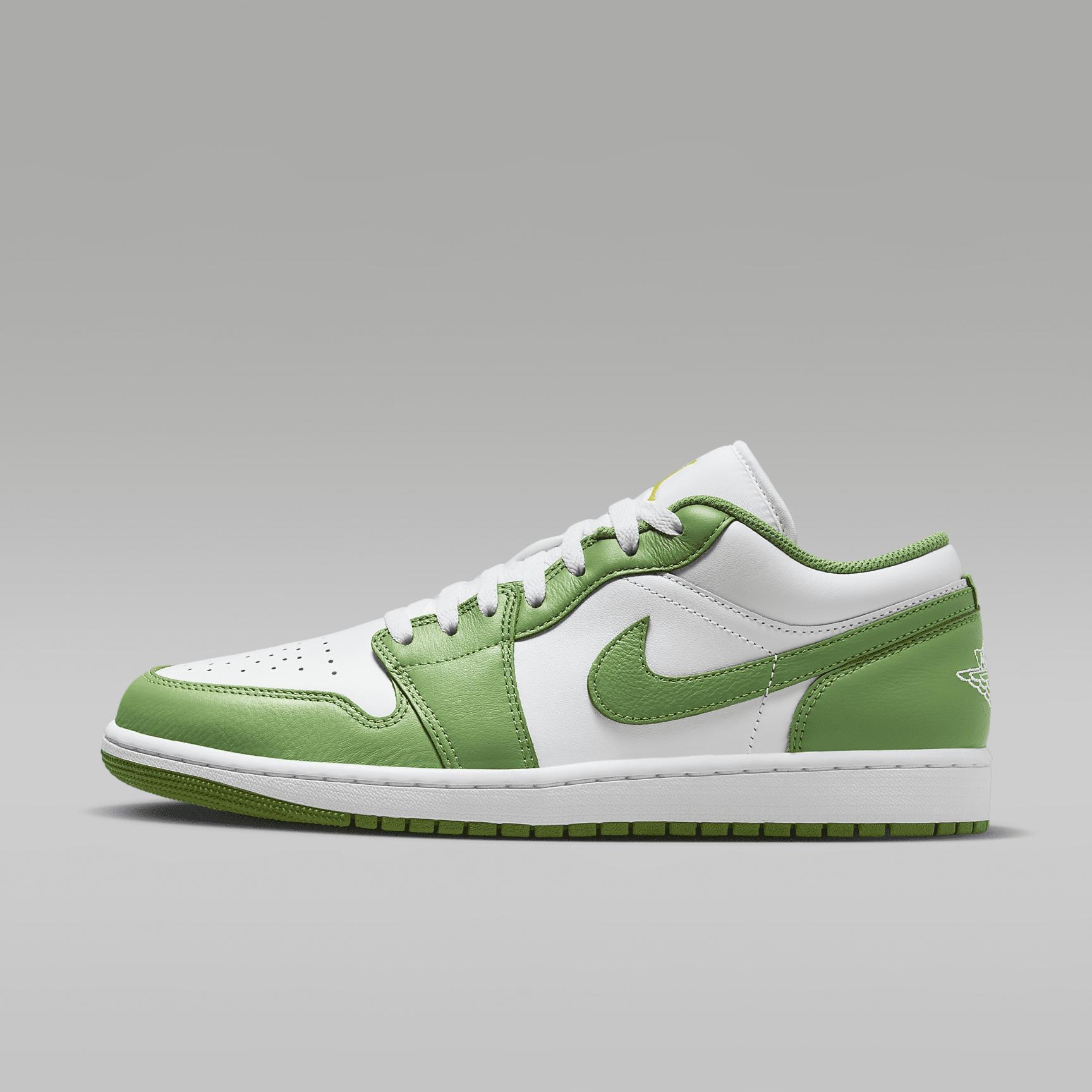 Air Jordan 1 Low SE Men's Shoes Product Image