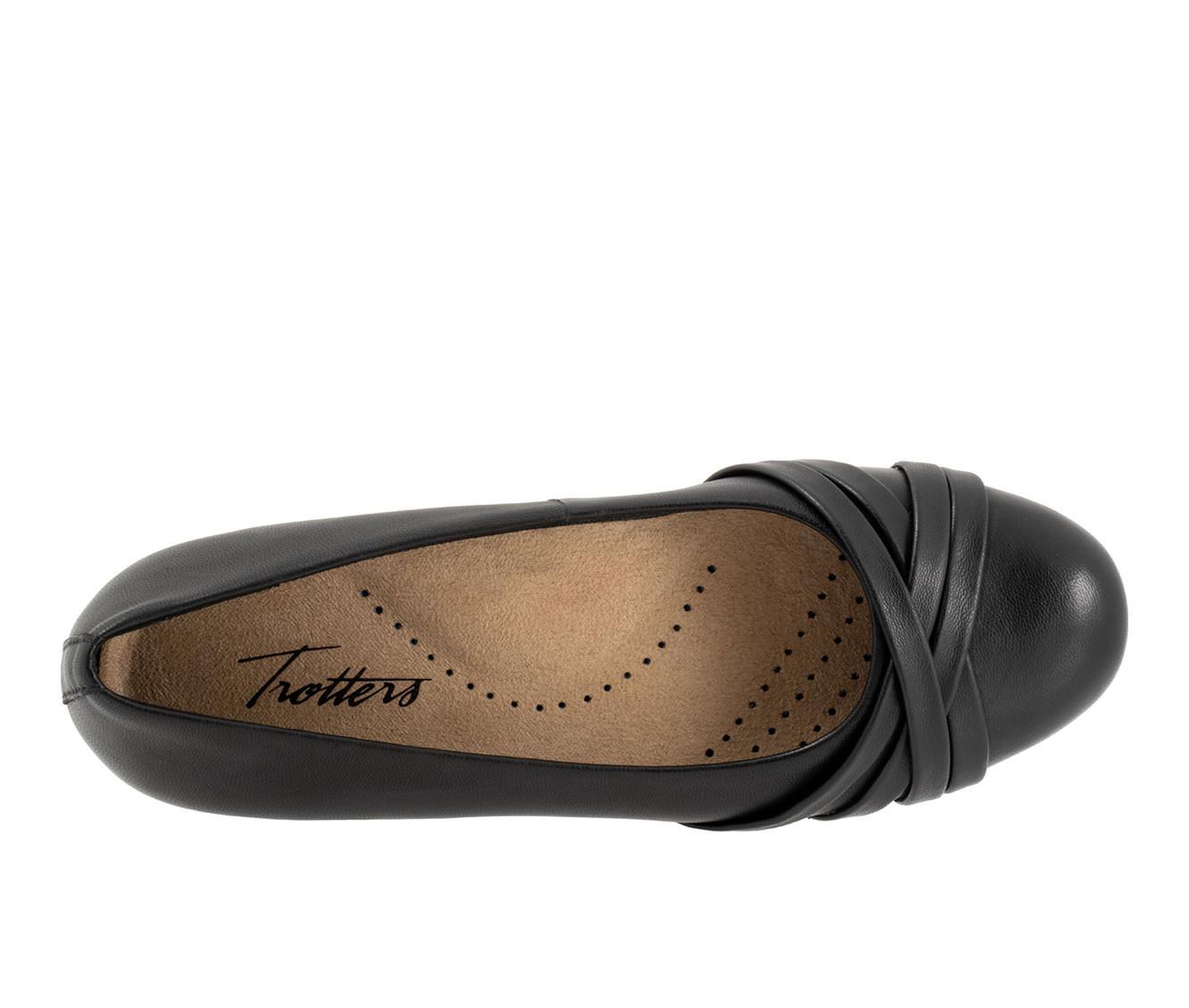 Women's Trotters Daphne Flats Product Image