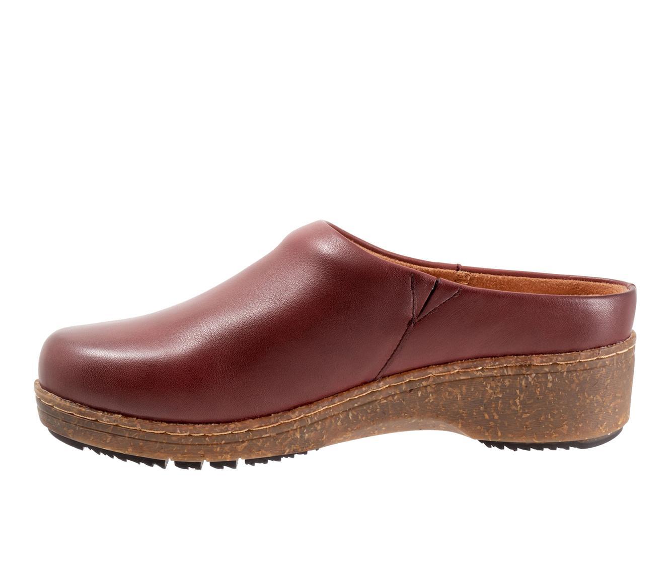Women's Softwalk Arvada Clogs Product Image