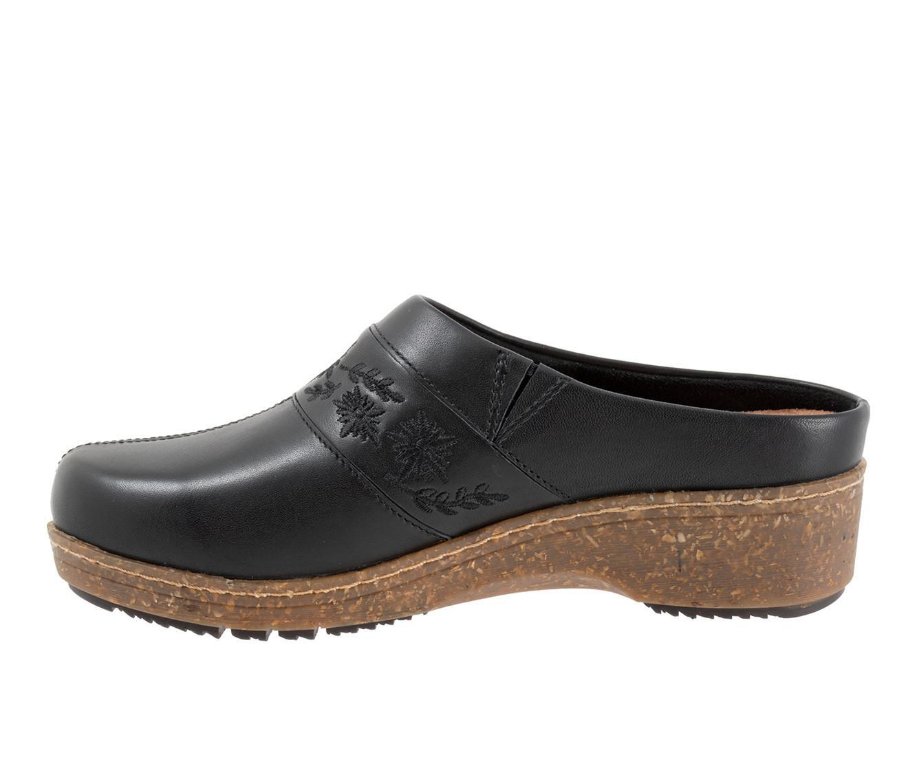Women's Softwalk Aurora 3.0 Clogs Product Image