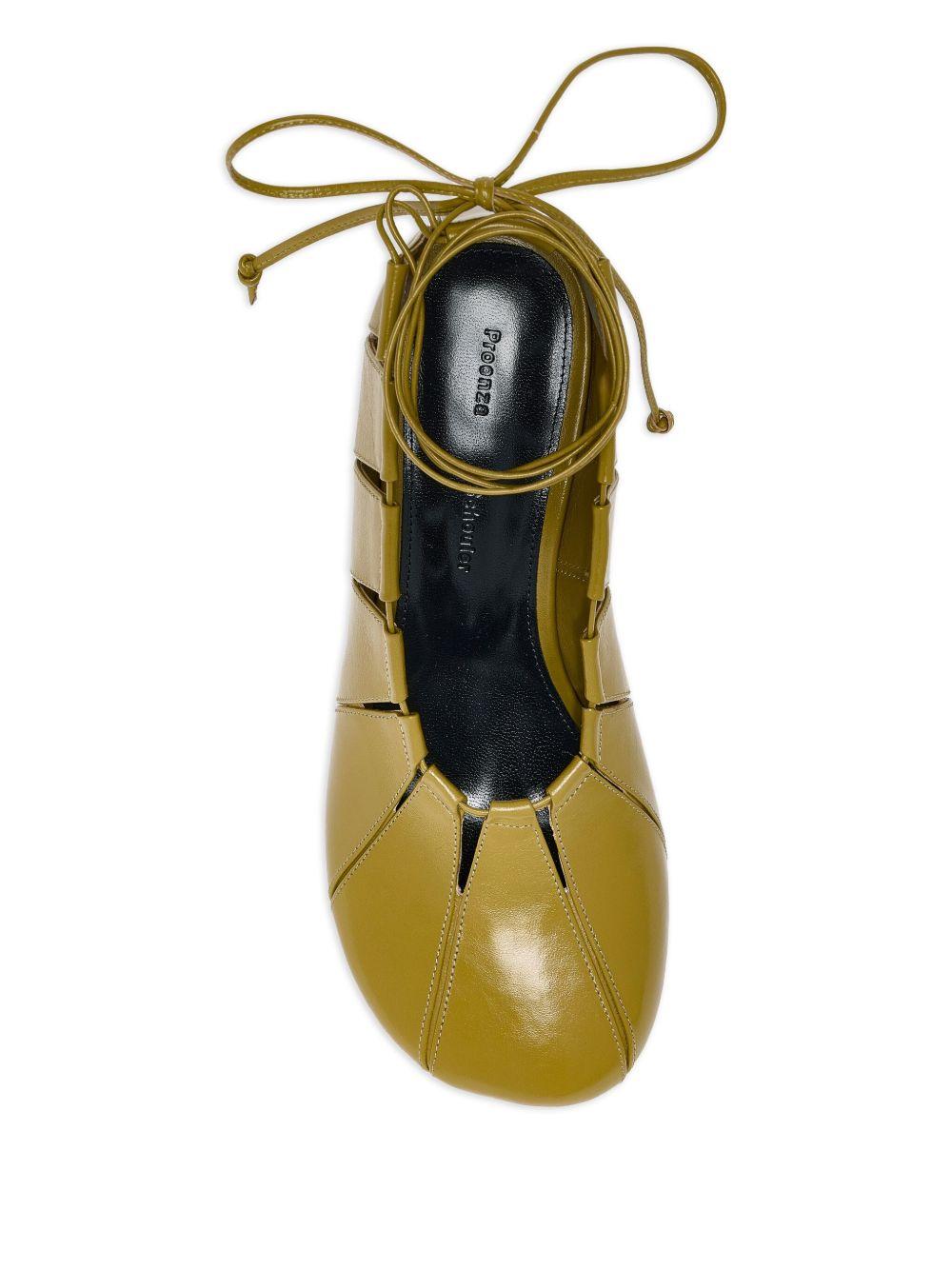 leather heeled pumps Product Image