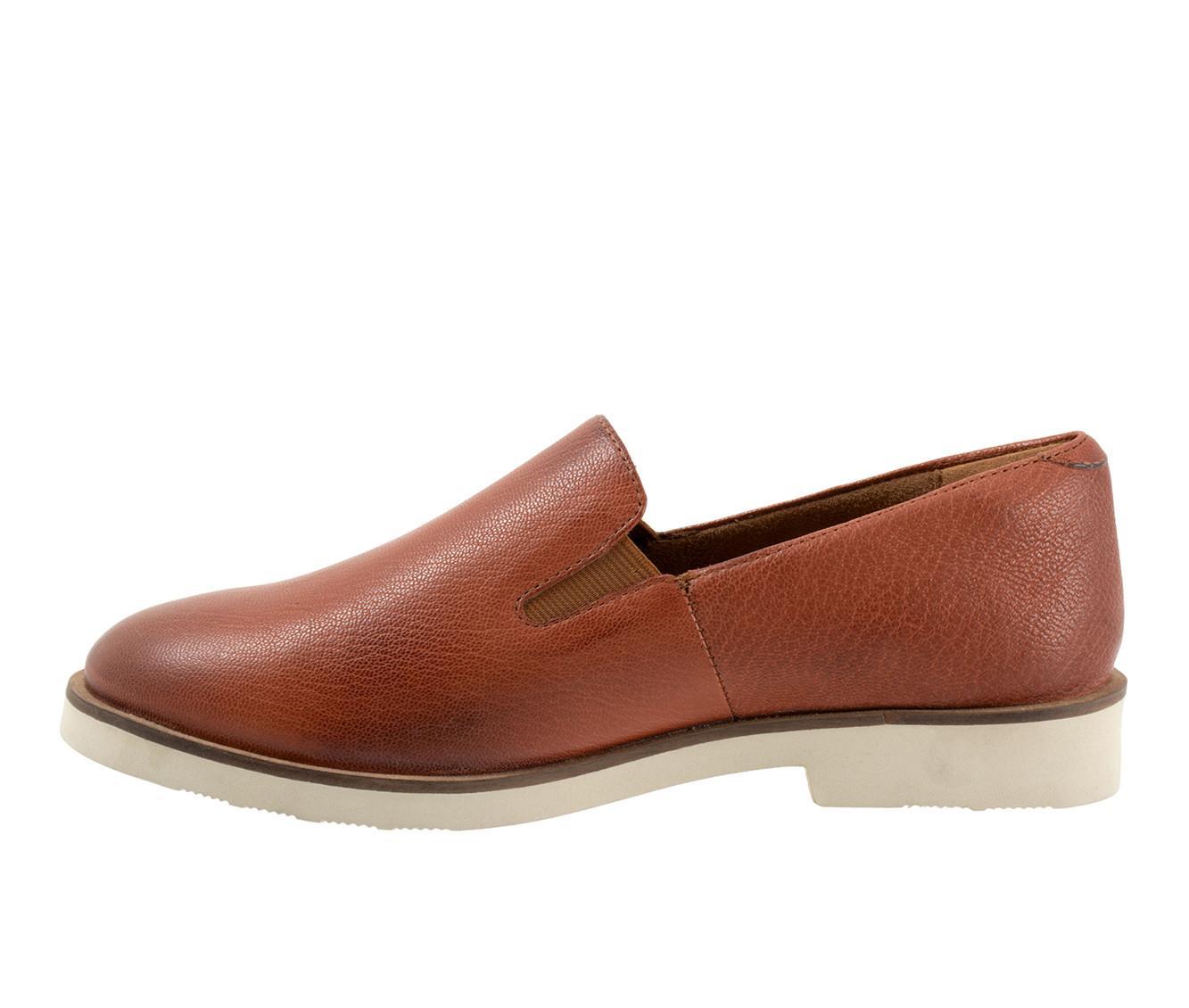 Women's Softwalk Whistle II Heeled Loafers Product Image