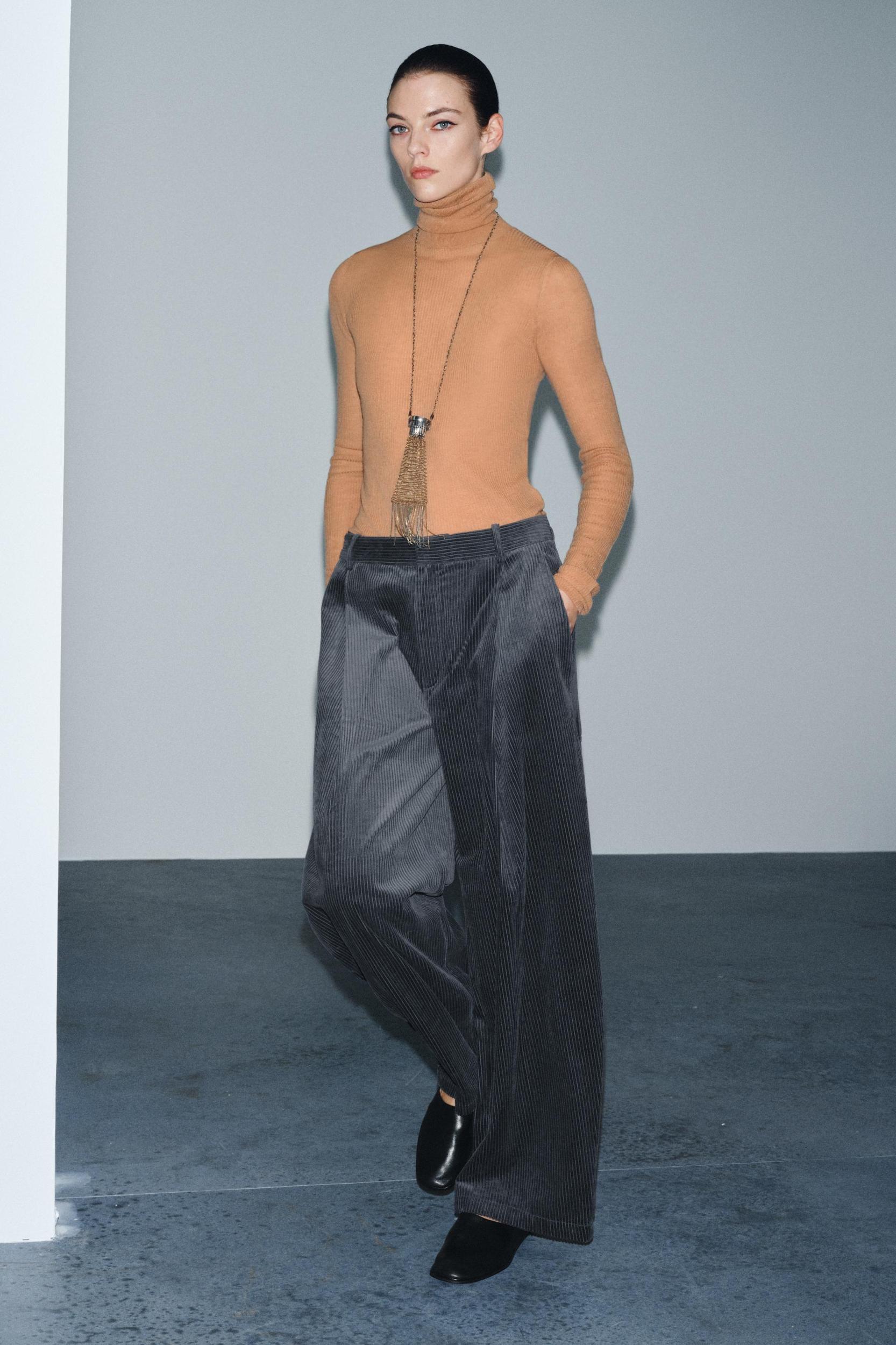 CORDUROY PLEATED PANTS ZW COLLECTION Product Image