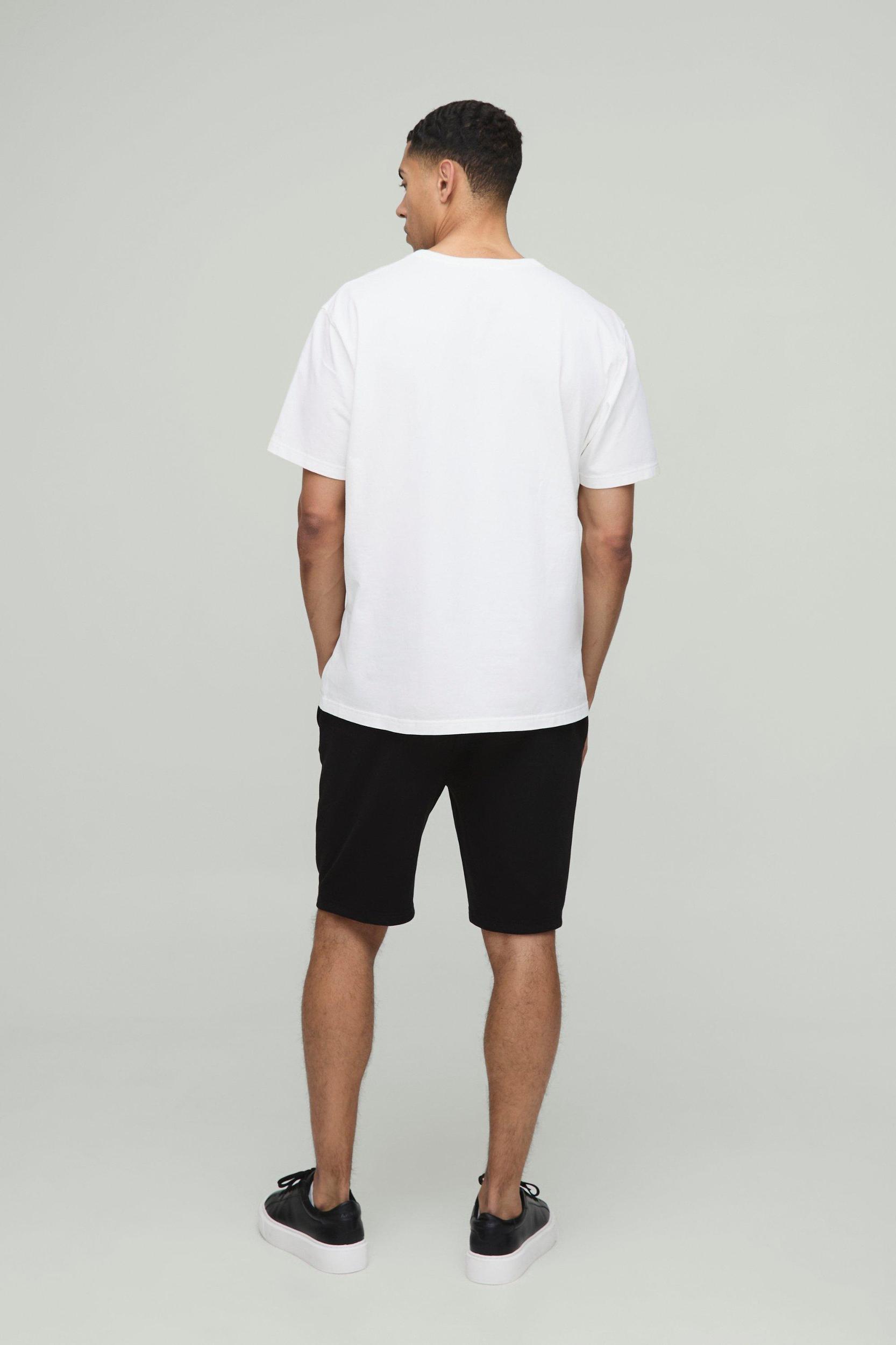 Slim Fit Interlock Smart Pintuck Short | boohooMAN USA Product Image
