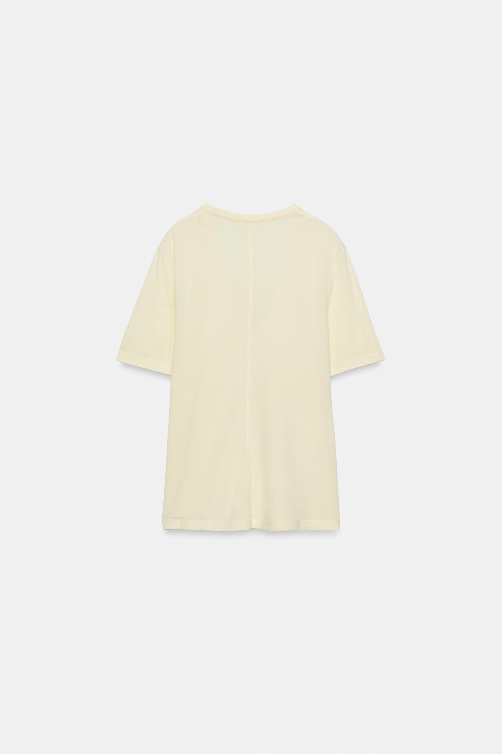FLOWY V-NECK T-SHIRT Product Image