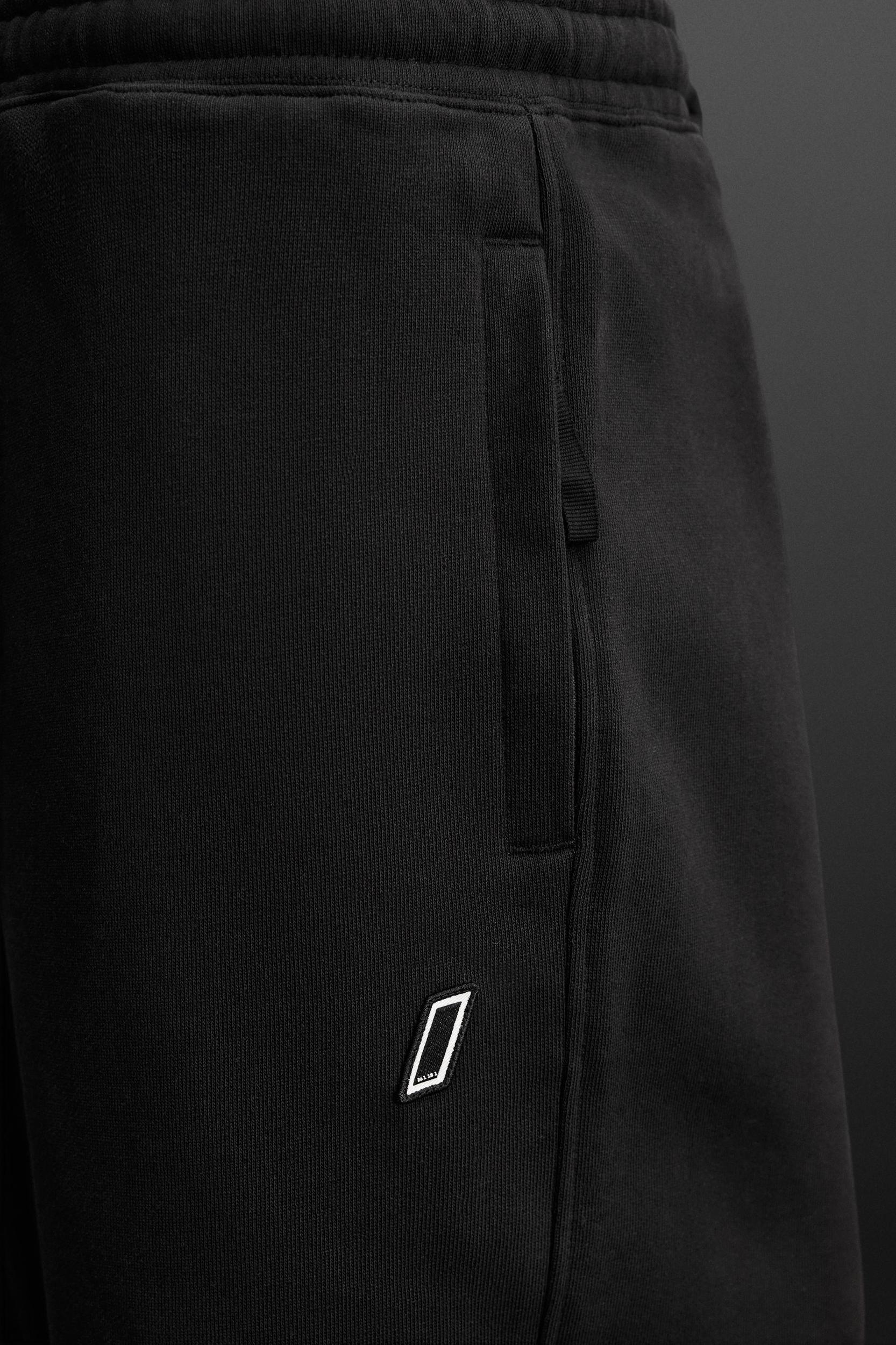 JOGGER PANTS Product Image