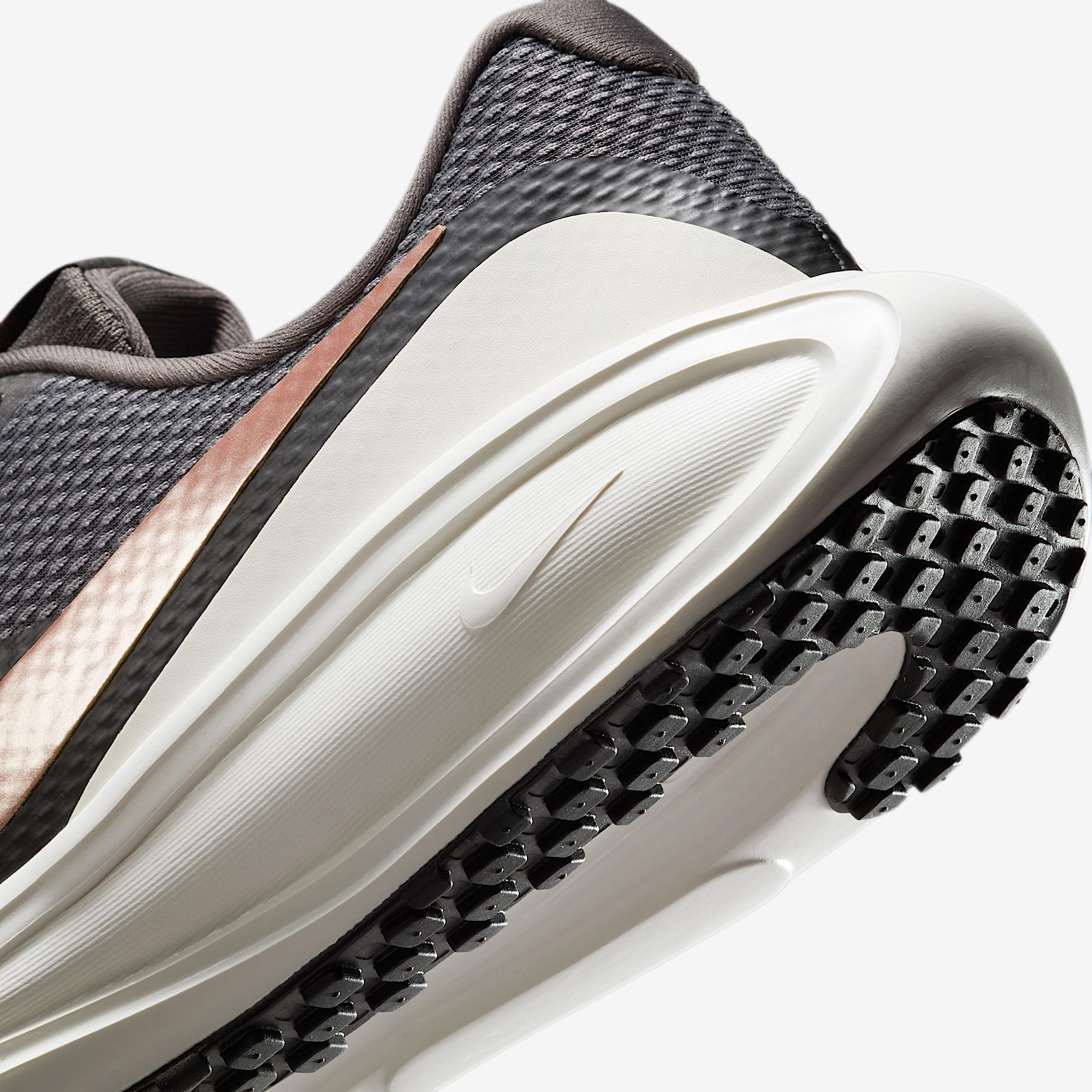 Nike Revolution 8 Women's Running Shoes,  Product Image