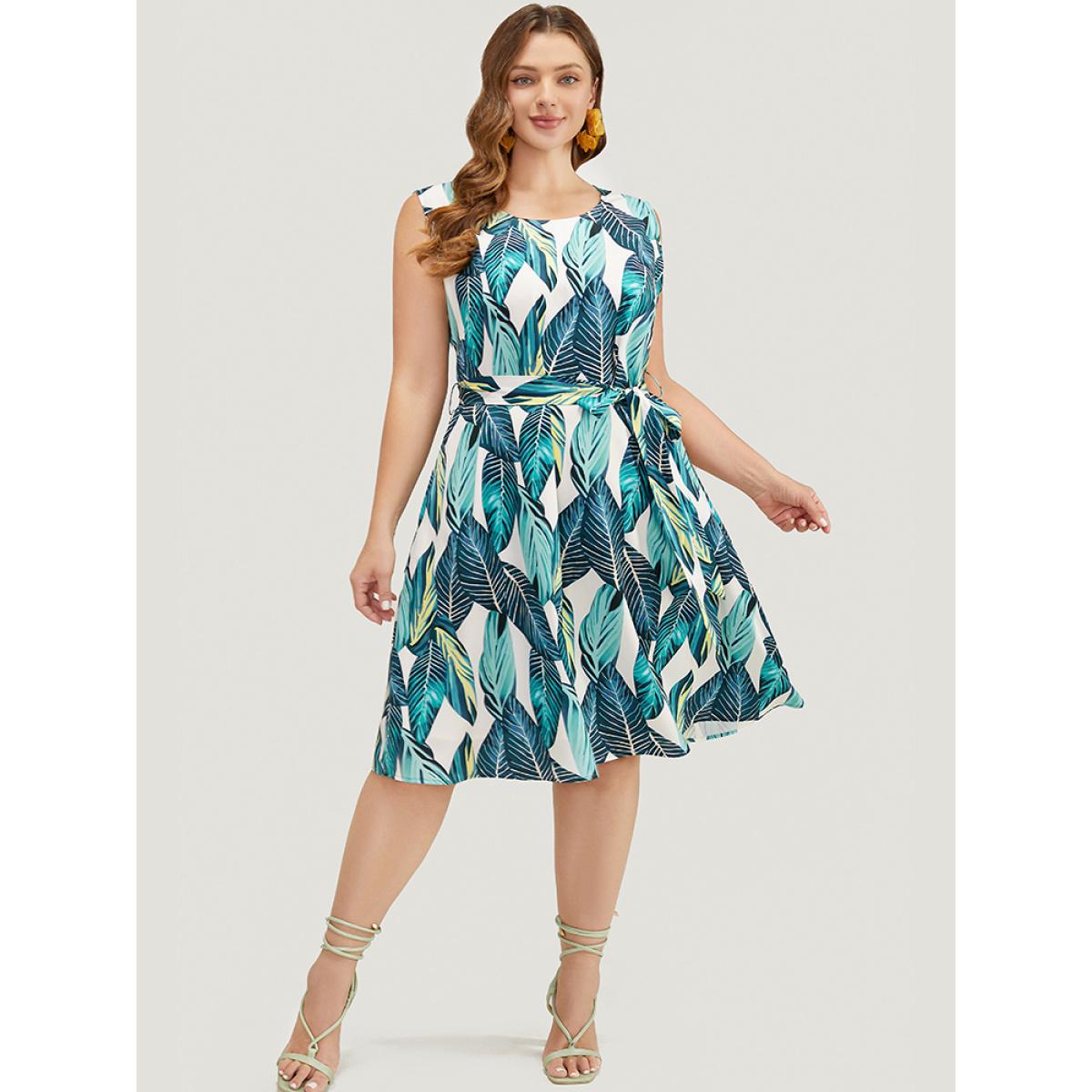 Plus Size Tropical Print Pocket Belted Tank Dress Emerald Women Vacation Cross straps Round Neck Sleeveless Curvy Knee Dress BloomChic 10/M Product Image