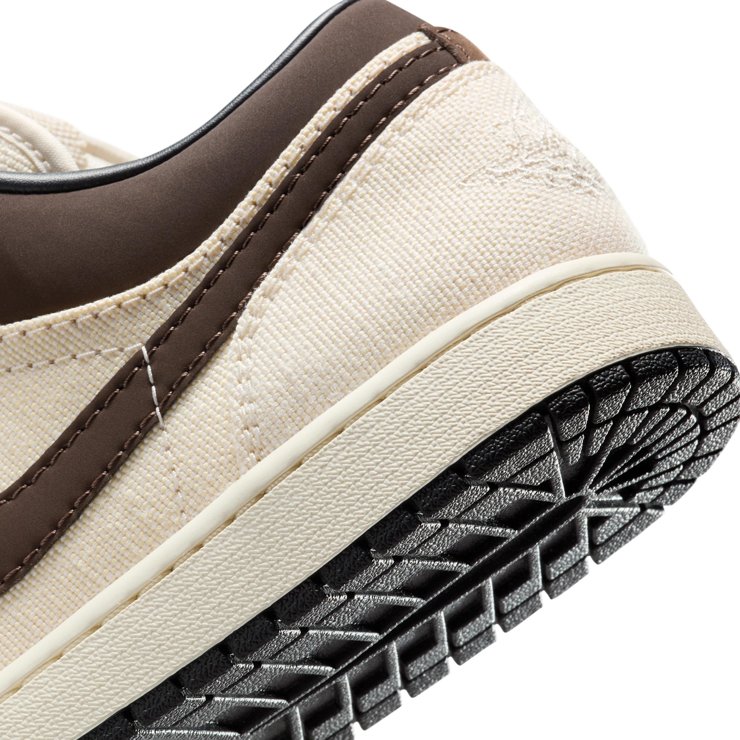 Mens Air 1 Low Premium Casual Shoes Product Image