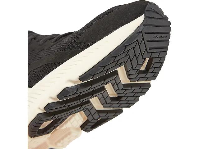 Men's | Diadora Mythos Blushield Volo 3 HIP Product Image