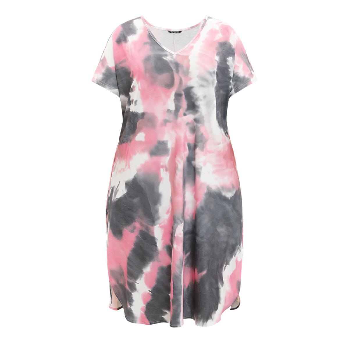 Plus Size Tie Dye Pocket V Neck Dolman Sleeve Dress Multicolor Women Casual Tie Dye V-neck Short sleeve Curvy Midi Dress BloomChic 12/L Product Image