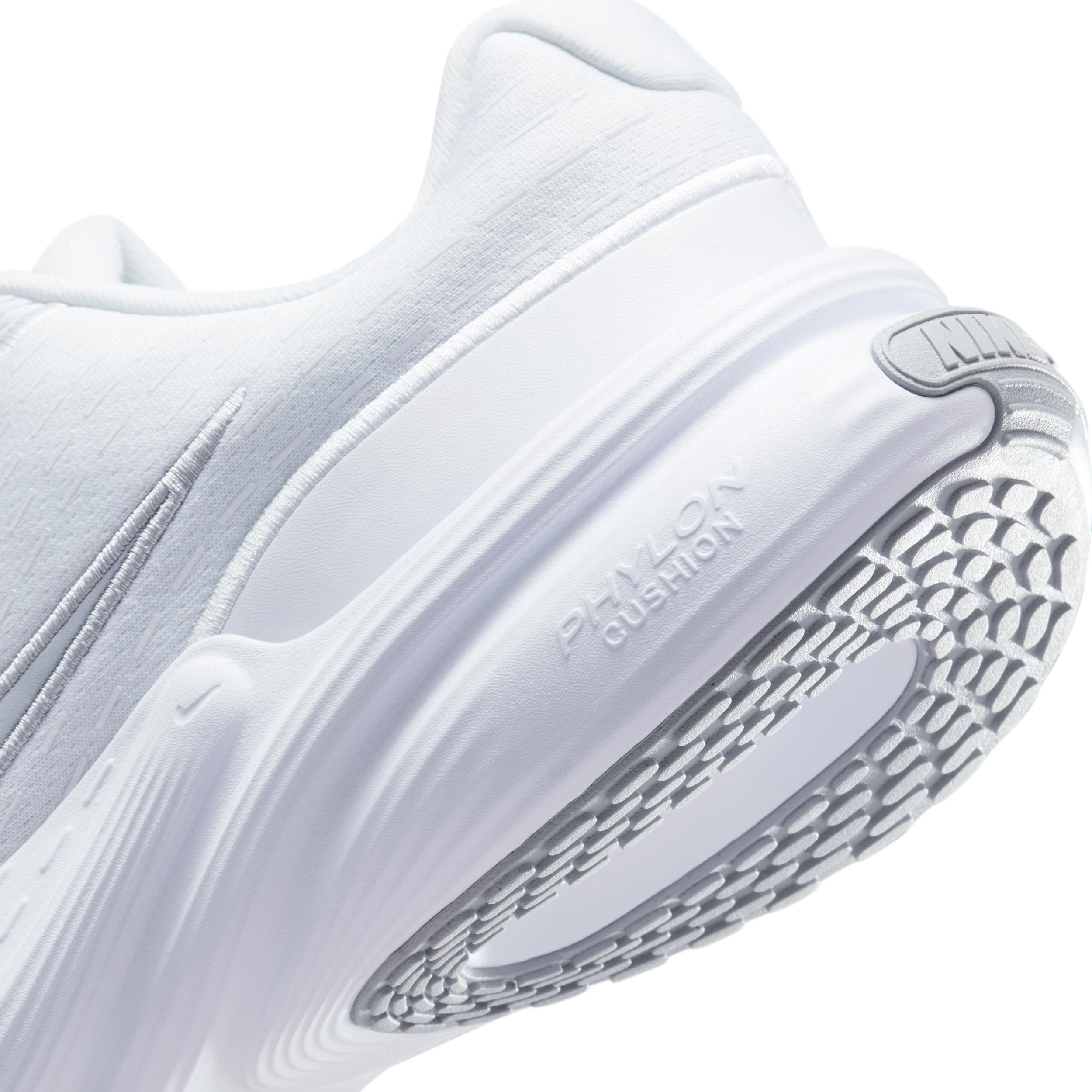 Nike Men's Uplift SC Shoes Product Image