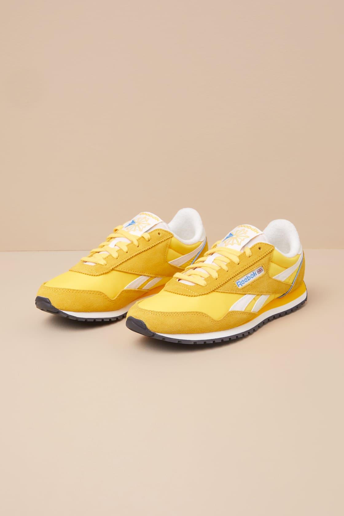 Classic AZ Golden Haze and Chalk Lace-Up Sneakers Product Image