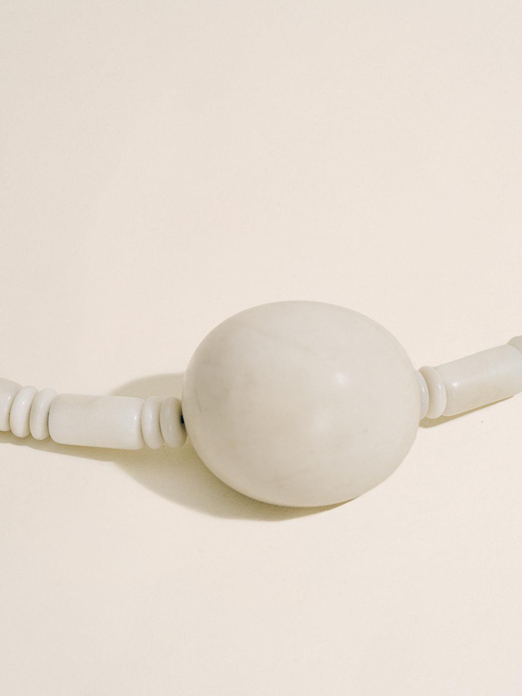 The Pendant Necklace in Black Product Image