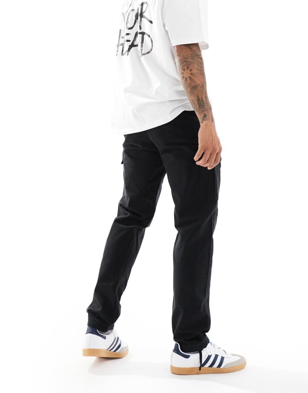 Jack & Jones loose fit cargo pants in black Product Image