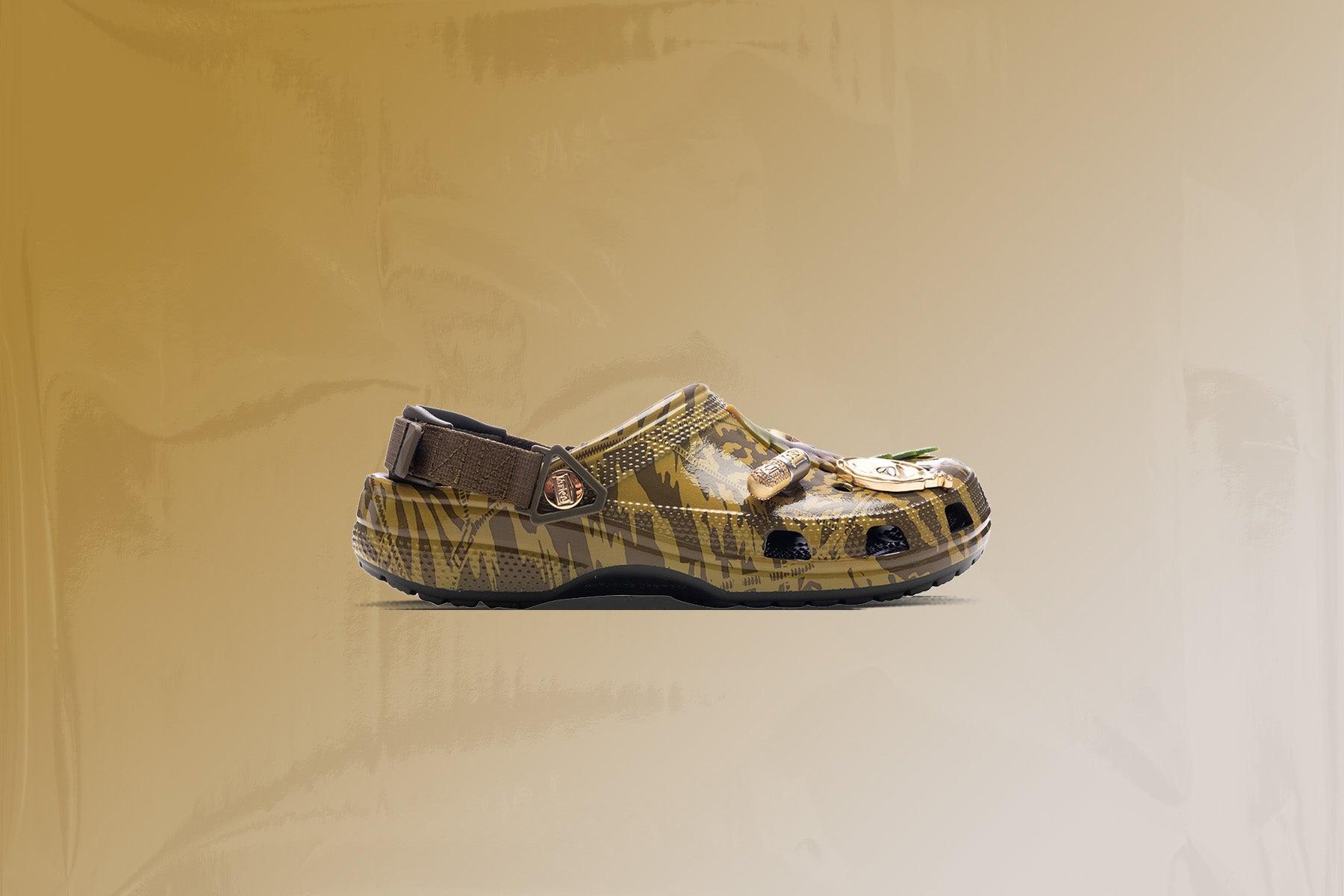 Crocs x Aries Arise Classic Clog - Dark Algae Male Product Image