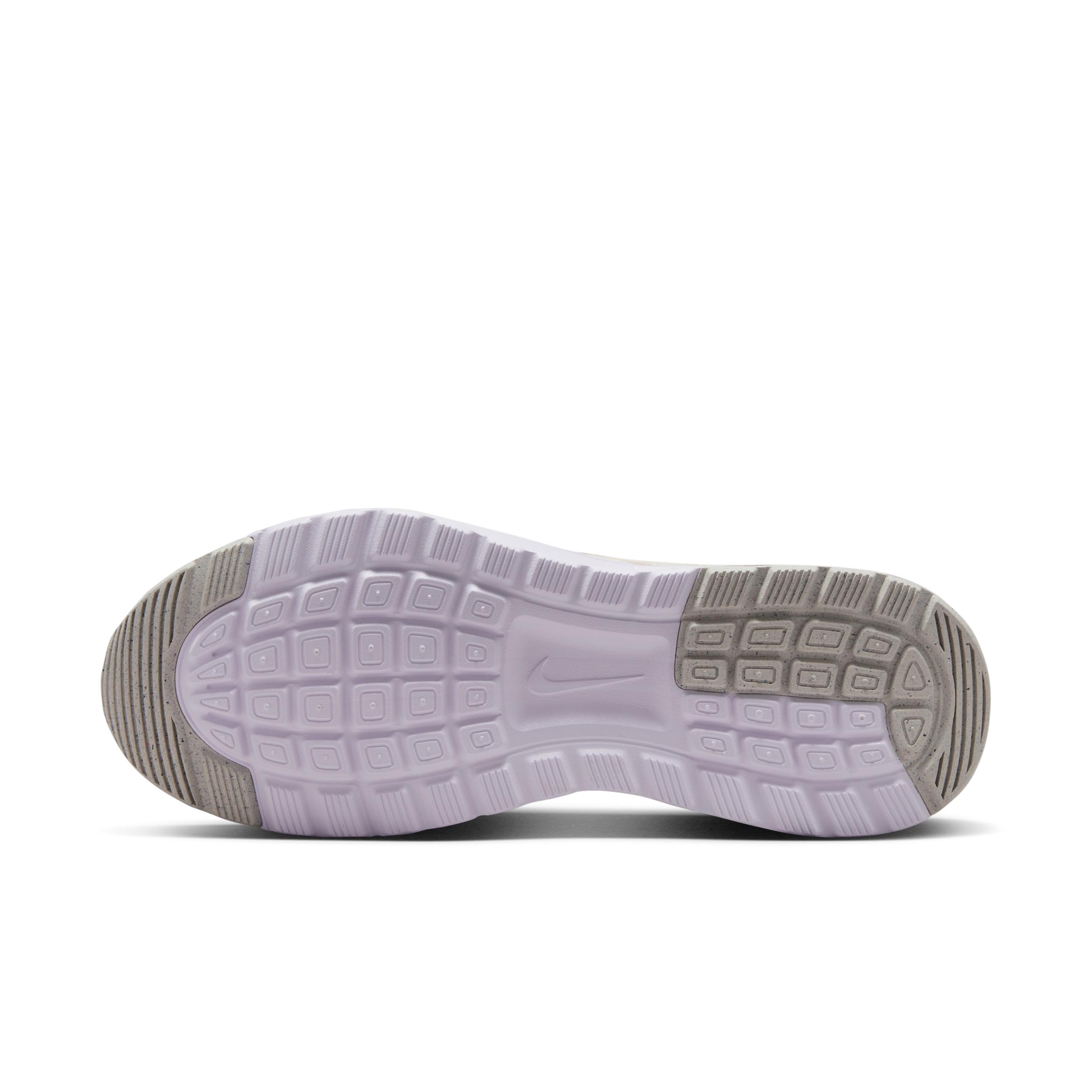 Nike Womens Air Max Nuaxis SE Shoes | IB4341-100 Product Image