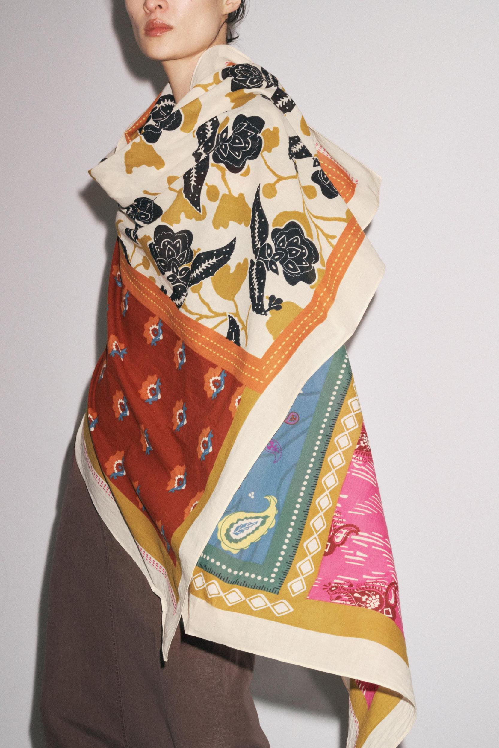 PRINTED COTTON SCARF Product Image