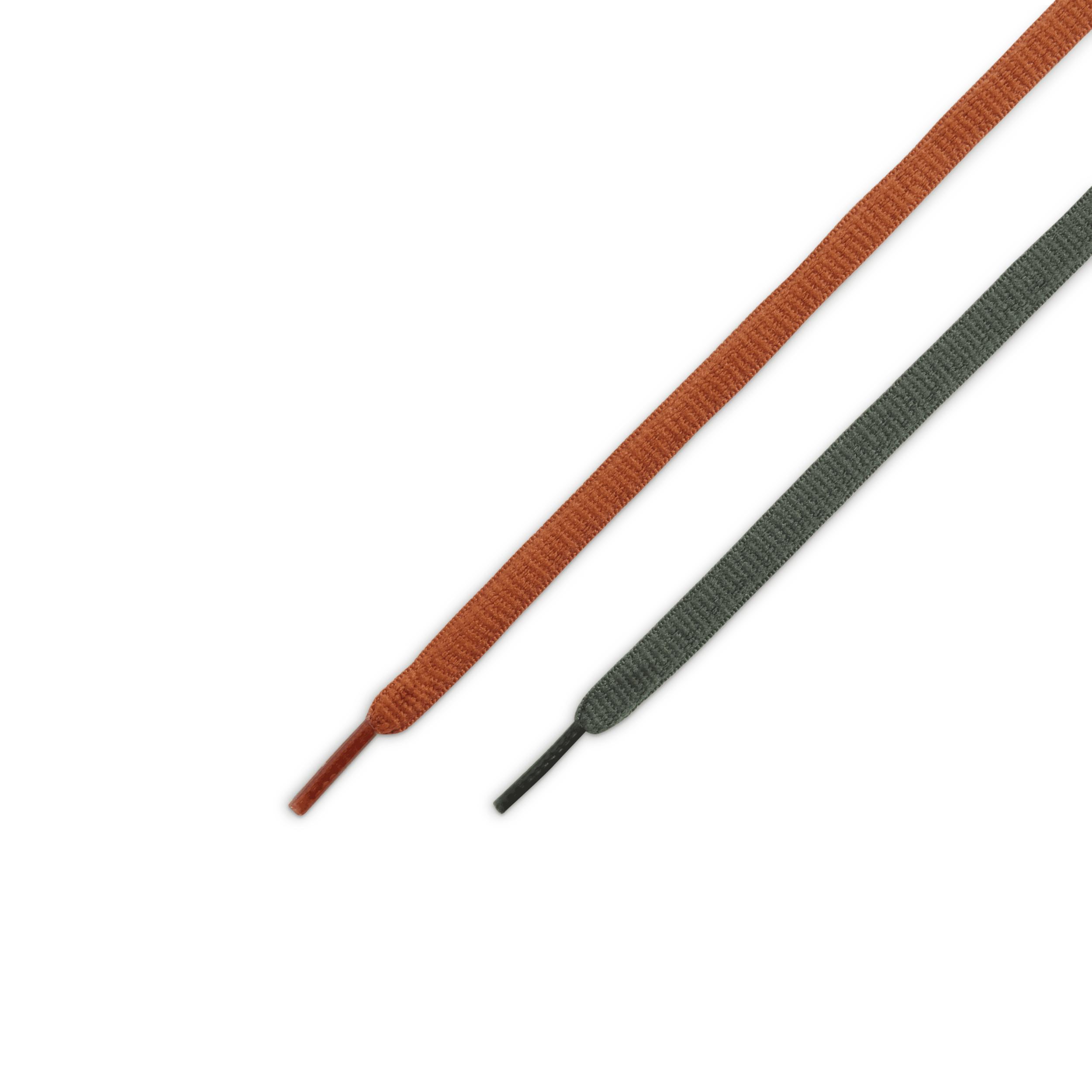 Men's Nike SB Dunk Low Pro Skate Shoes Product Image