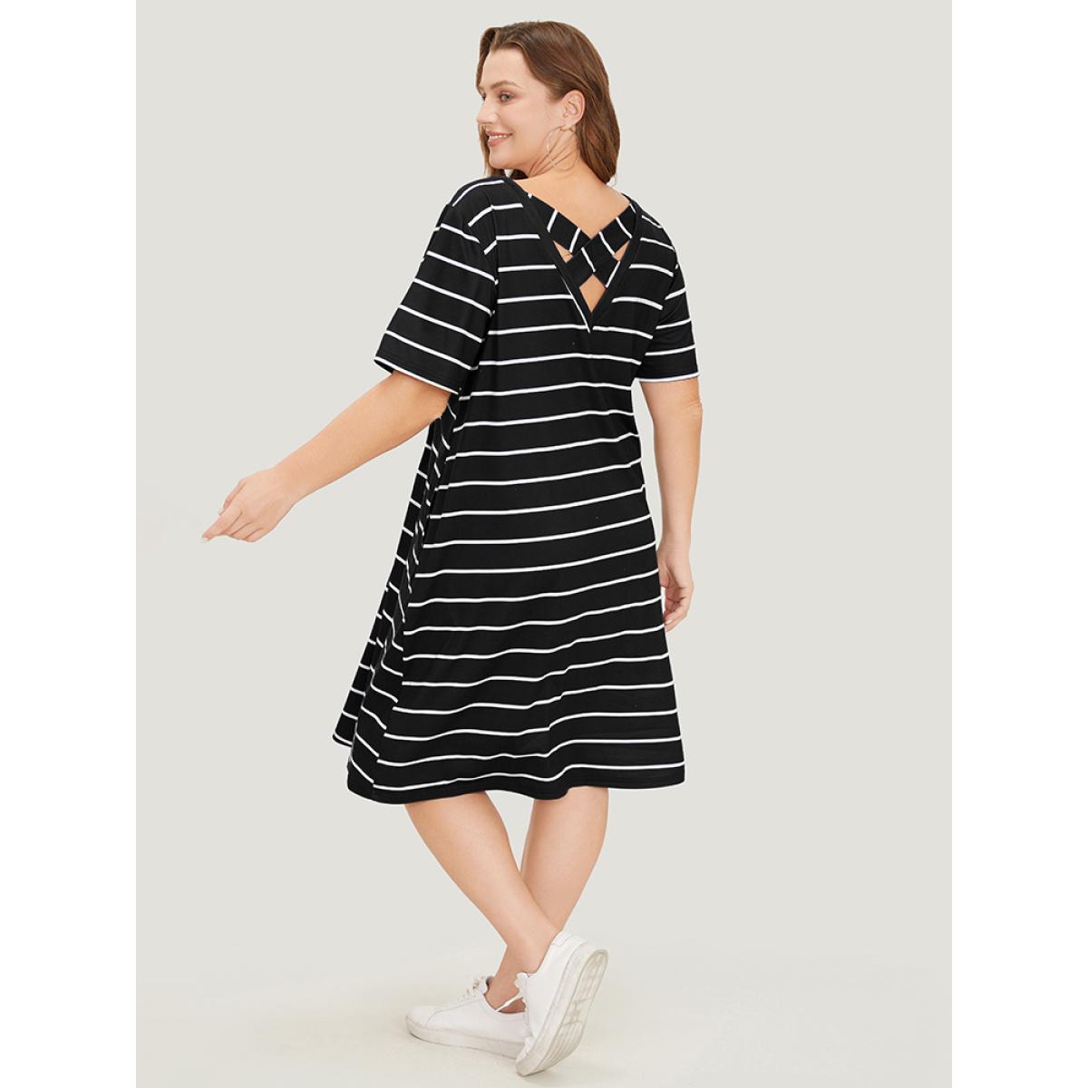 Plus Size Striped Print Pocket Flutter Crossover Back Dress Black Women Casual Cross straps V-neck Short sleeve Curvy Midi Dress BloomChic 30/6X Product Image