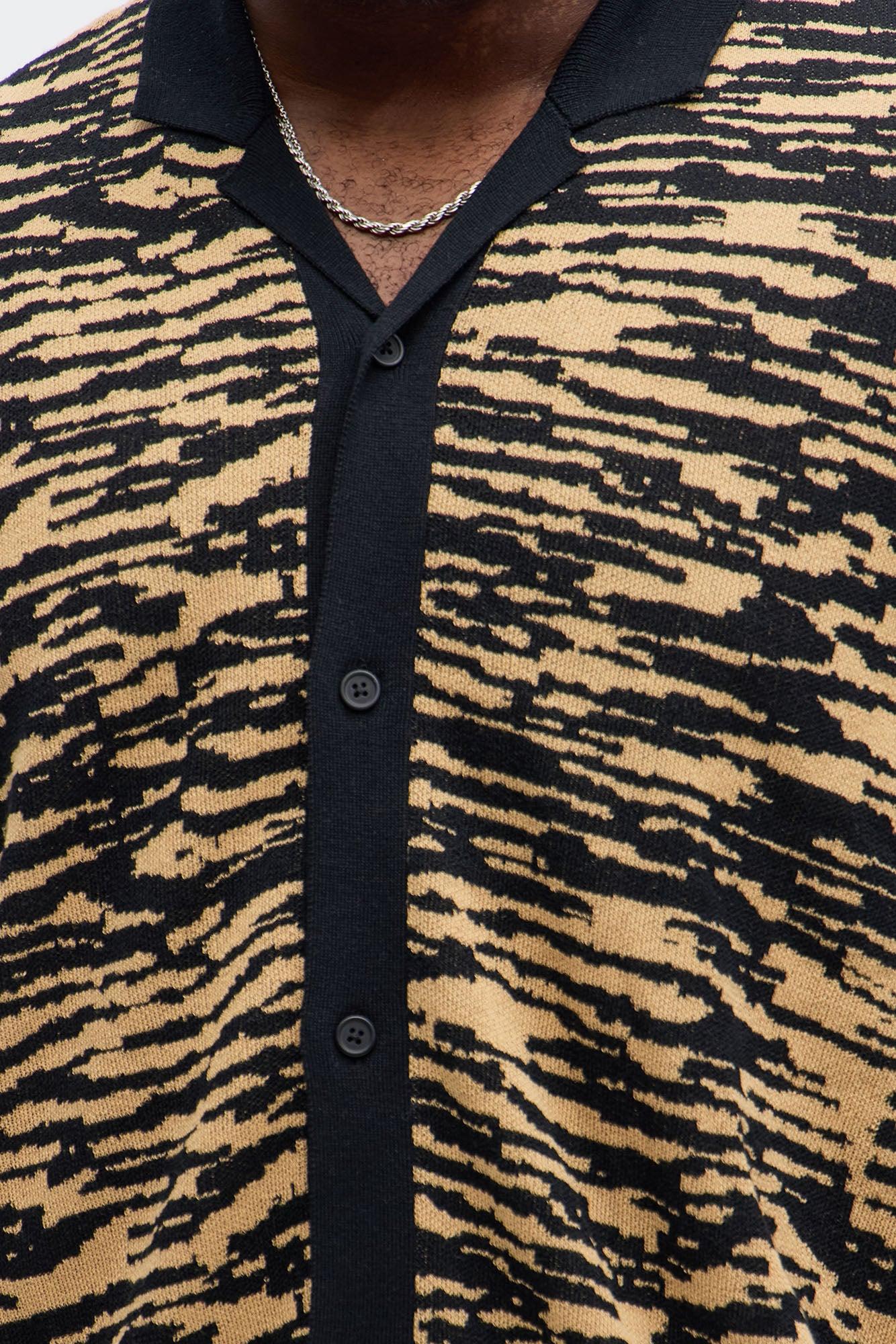 Zebra Pattern Knit Button Down Shirt - Black/combo Product Image