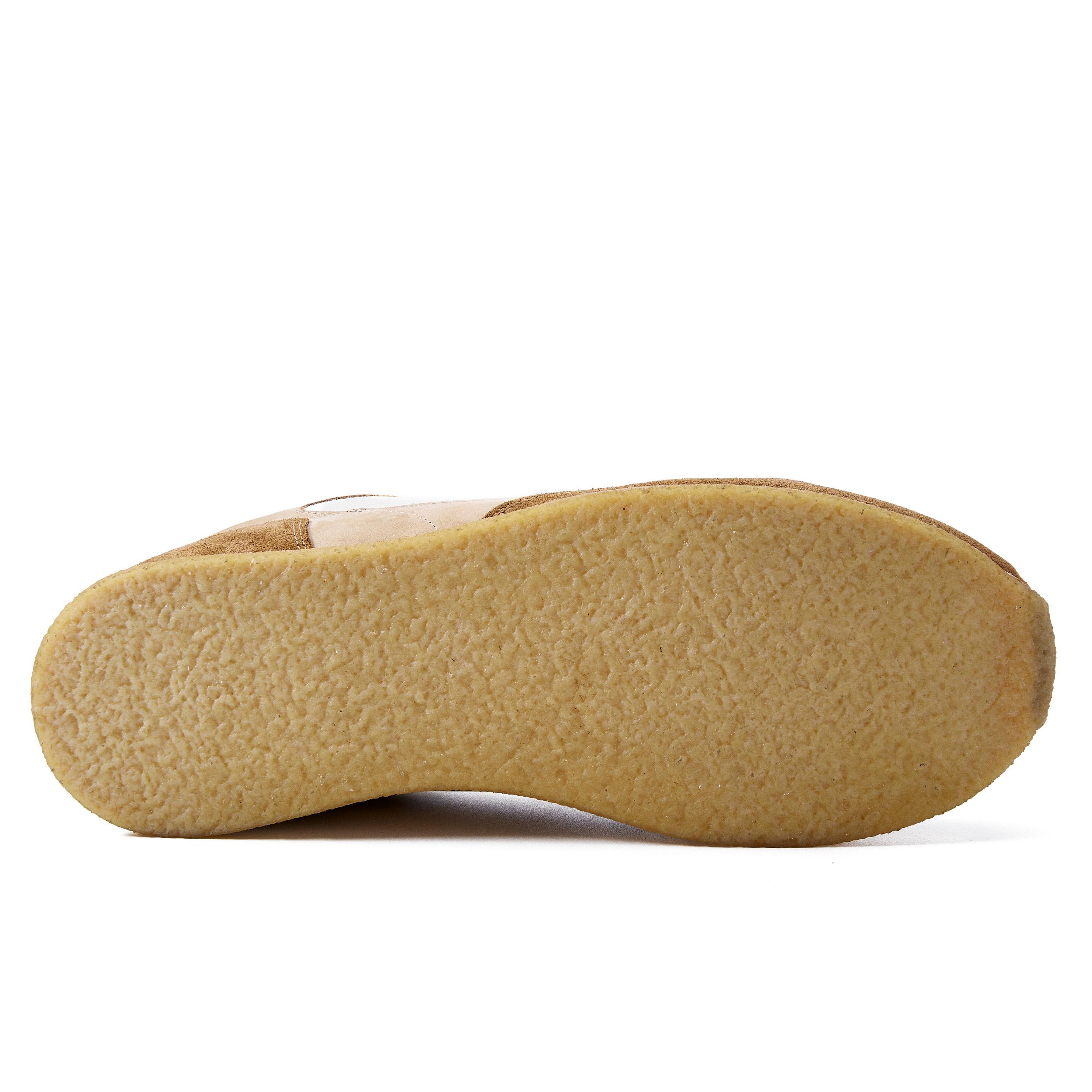 Runner Sneaker Product Image