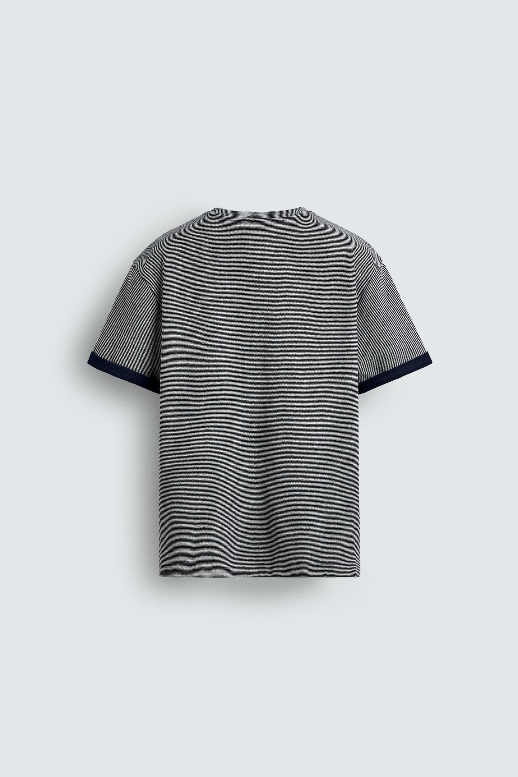 CONTRAST STRIPED JACQUARD T-SHIRT Product Image