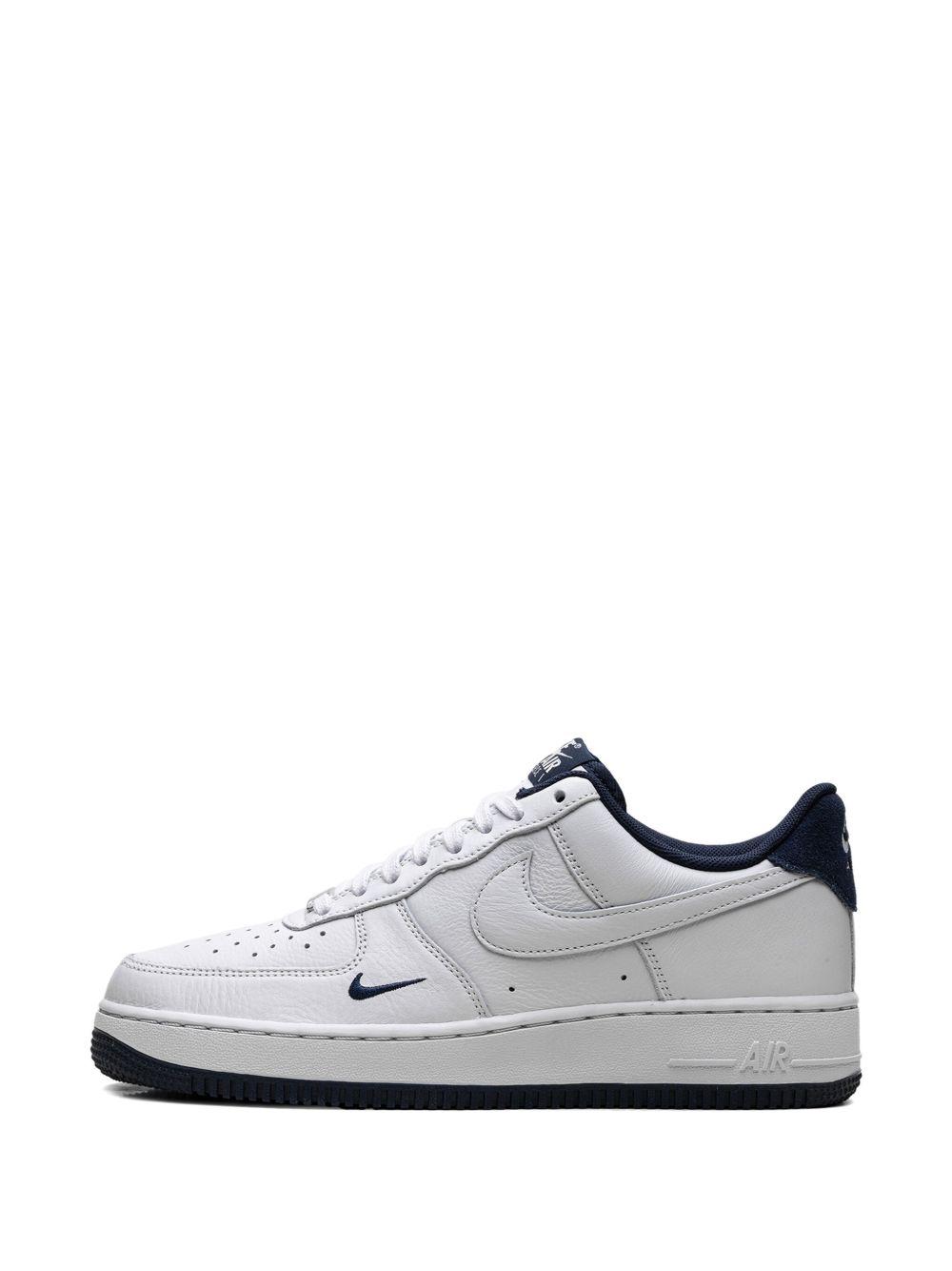 Air Force 1 Low &apos;07 LV8 "Photon Dust Obsidian" sneakers Product Image