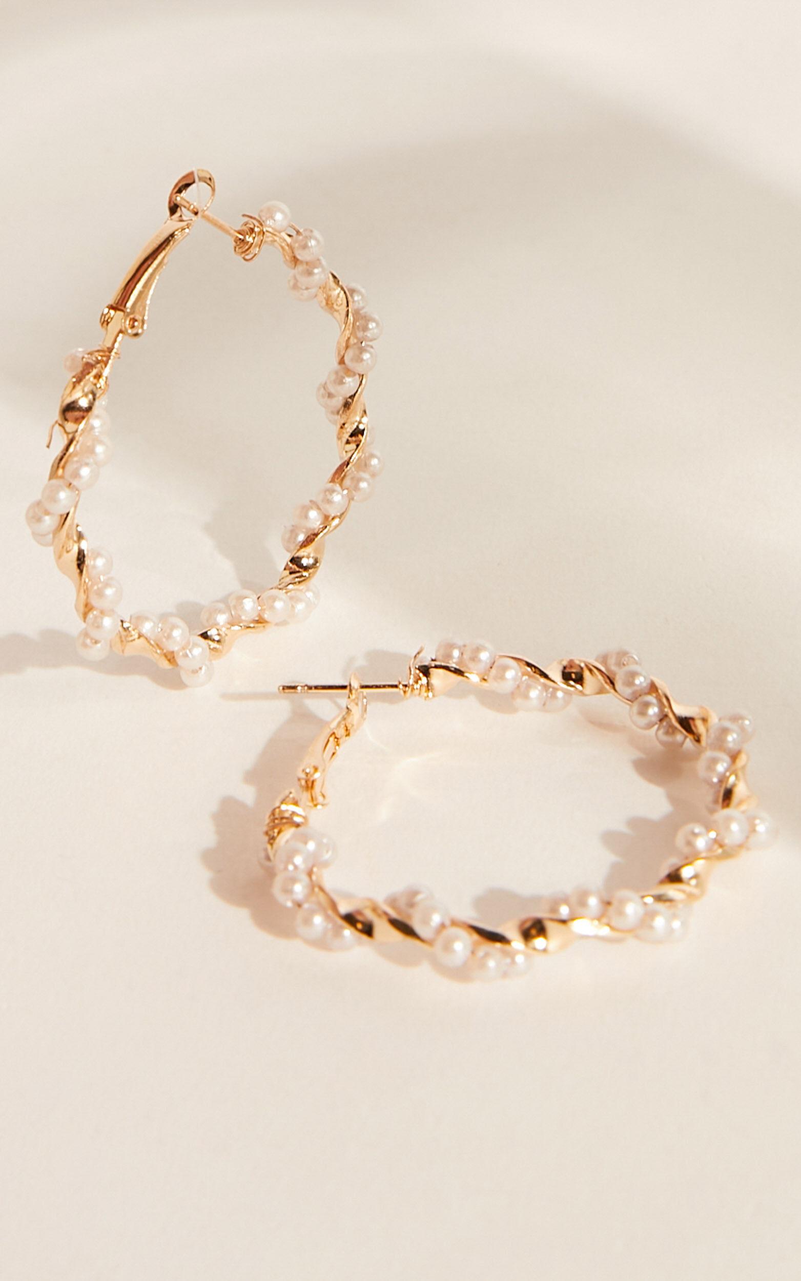Bev Hoop Earrings in Gold and Pearl Product Image