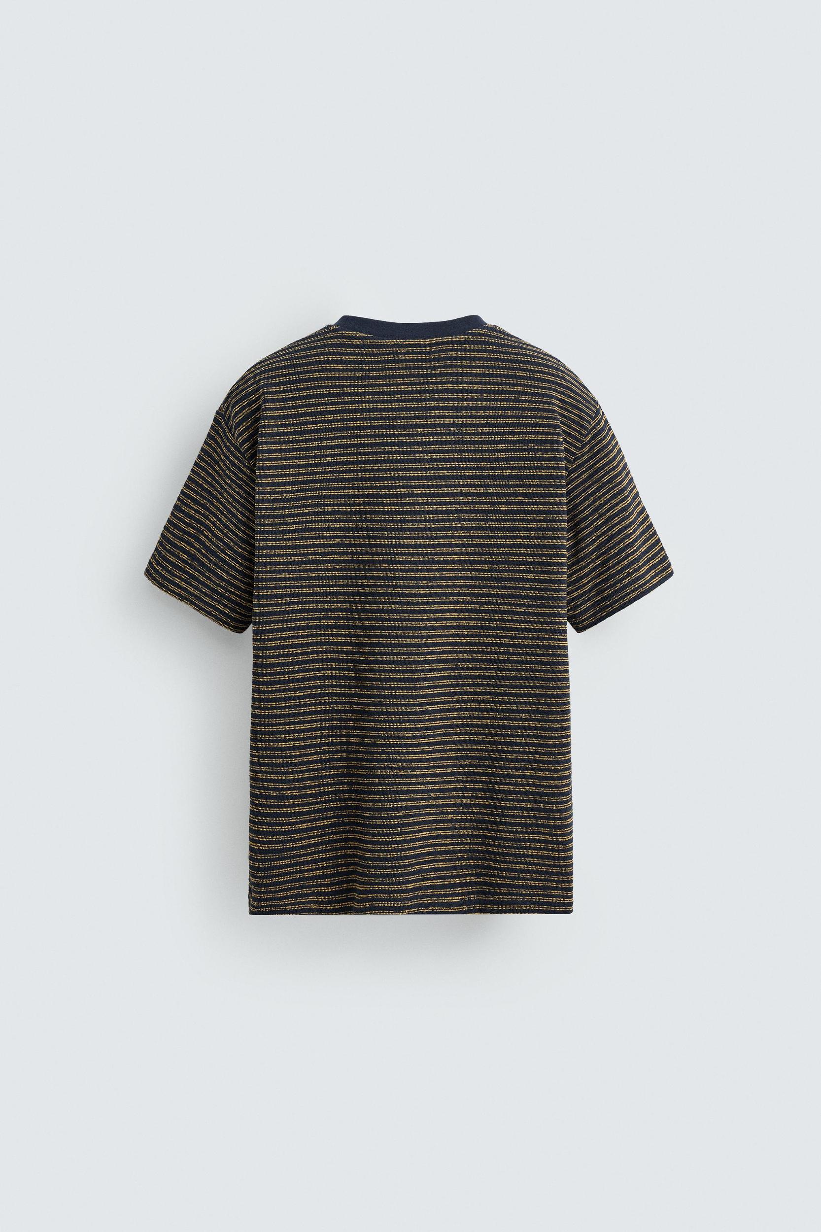 JACQUARD STRIPED T-SHIRT Product Image