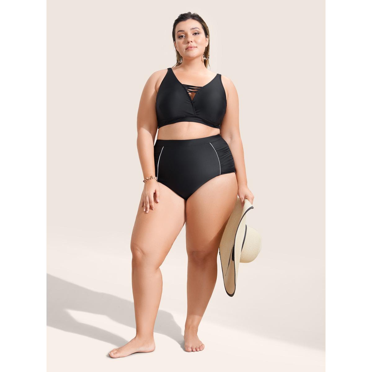 Plus Size Contrast Trim Ruched High Rise Swim Bottom Women's Swimwear Black Beach Gathered High stretch Skinny High Rise Curve Swim Bottoms BloomChic 26/4X Product Image