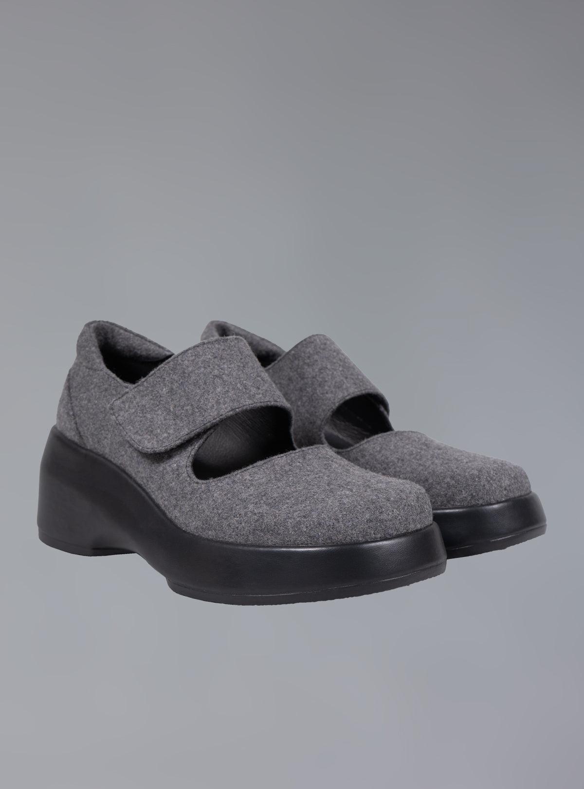 Gavo Mary Janes Female Product Image