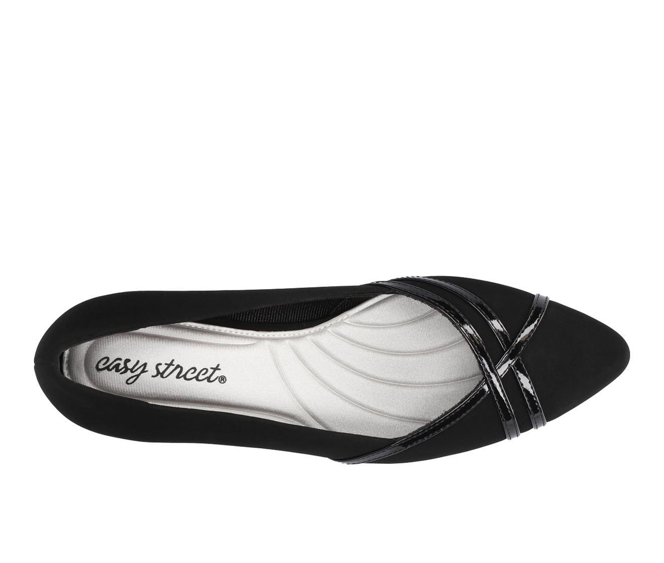 Women's Easy Street Lotus Pumps Product Image
