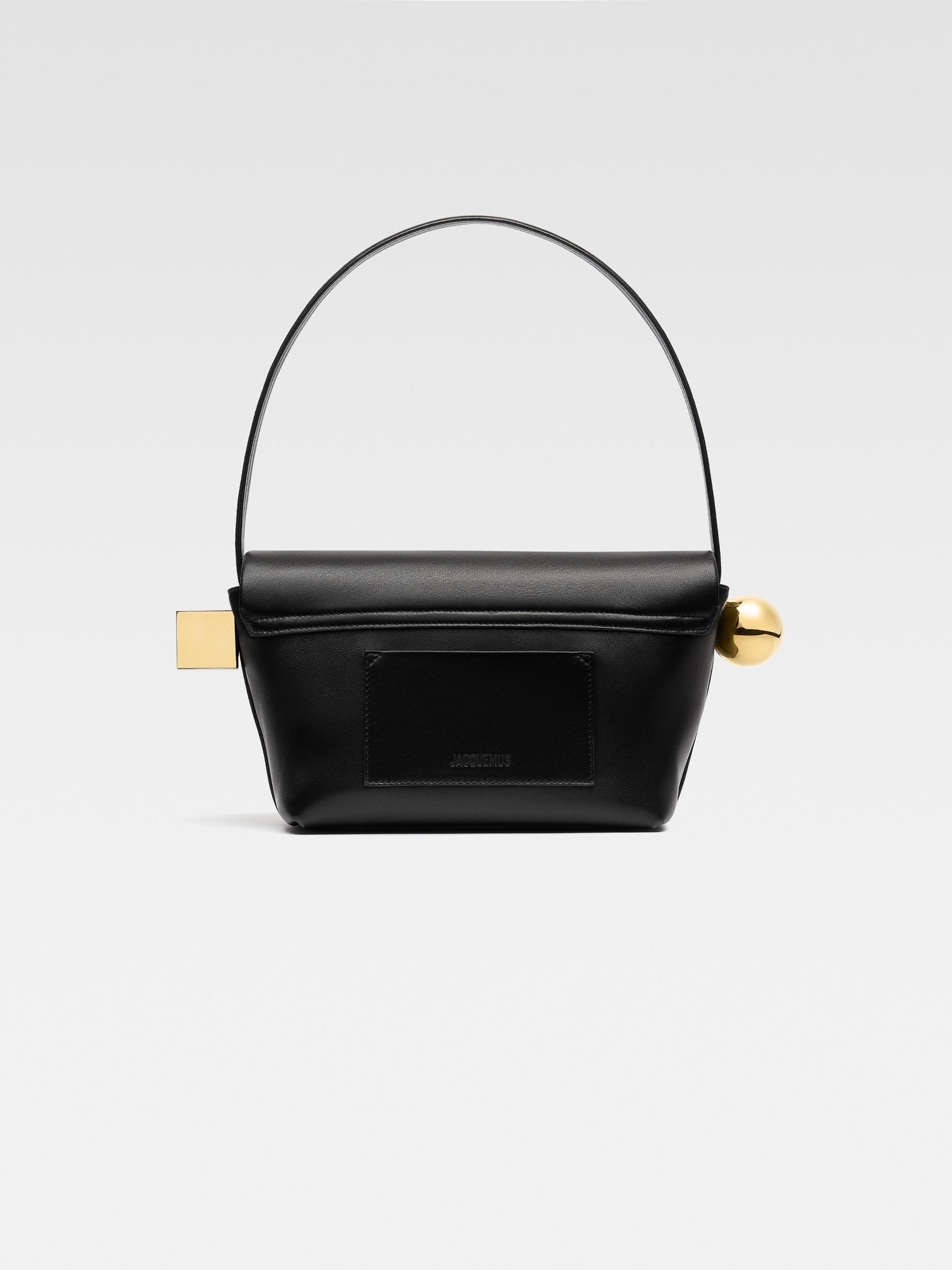 Le Rond Carre shoulder bag Product Image