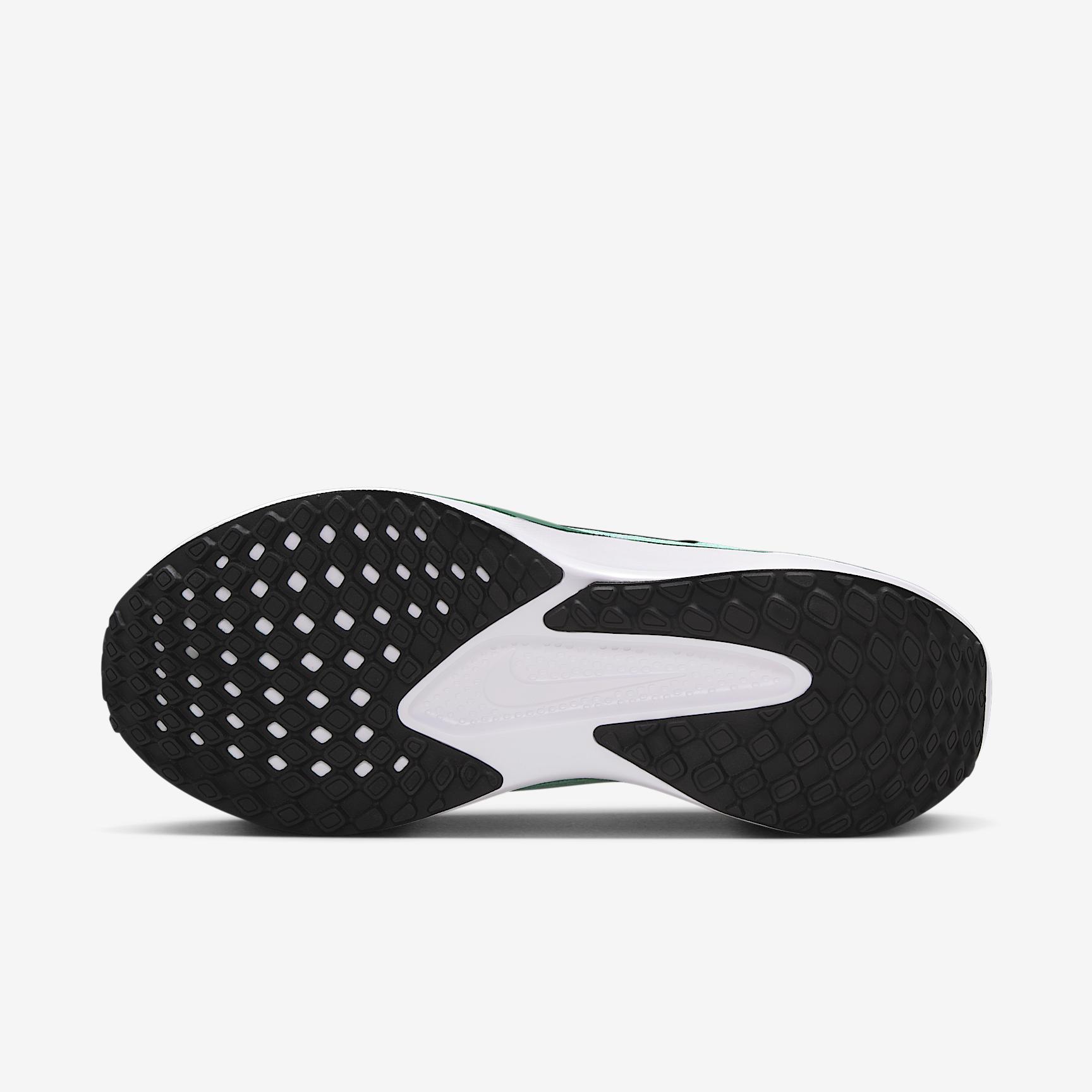 Nike Womens Quest 6 Road Running Shoes | FD6034-301 Product Image