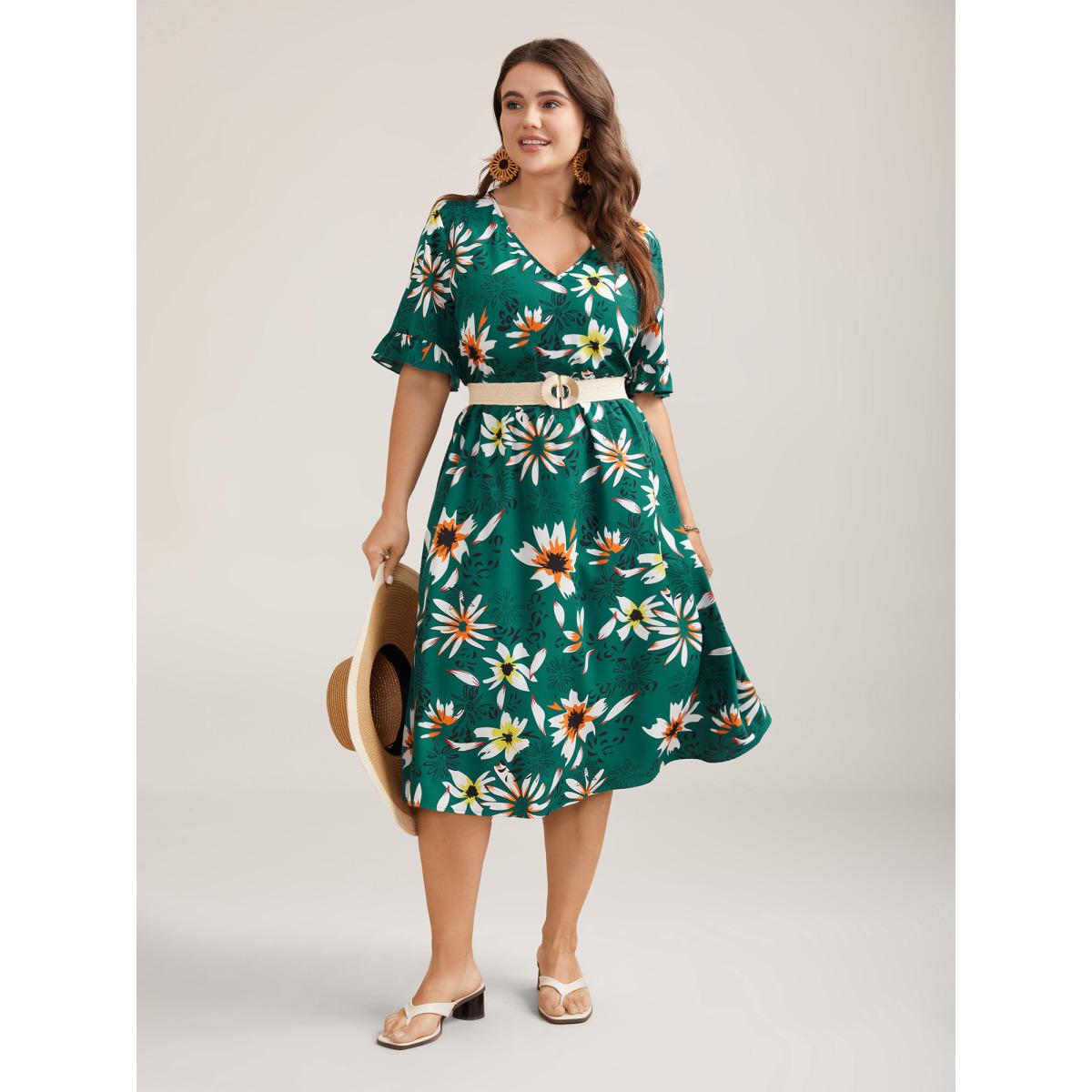 Plus Size Spring Floral Print Pockets Ruffled Midi Dress Emerald Women Resort Ruffles V-neck Short sleeve Curvy BloomChic 26/4X Product Image