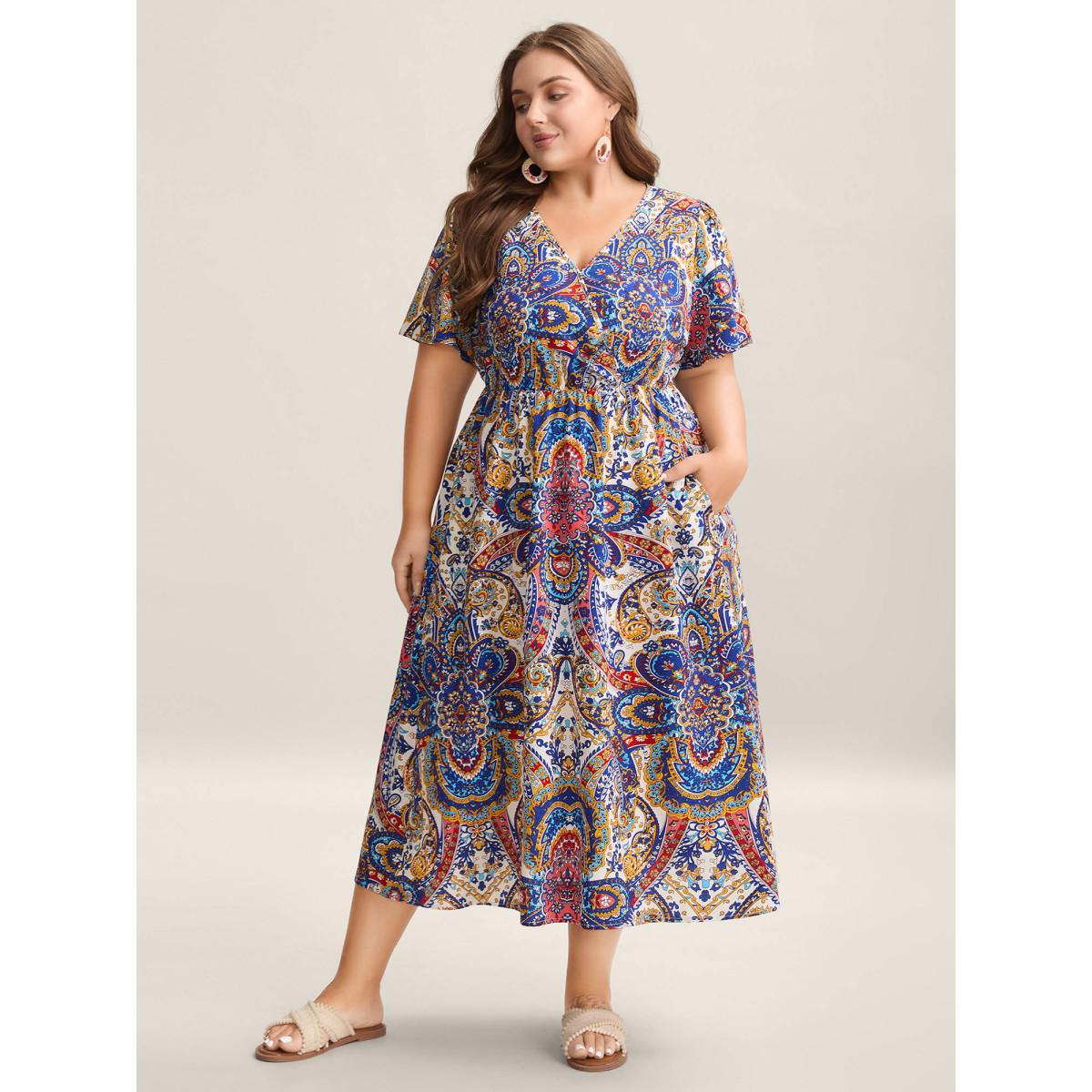 Plus Size Paisley Print Pockets Surplice Neck Midi Dress Mediumblue Women Resort Non Overlap Collar Short sleeve Curvy BloomChic 30/6X Product Image