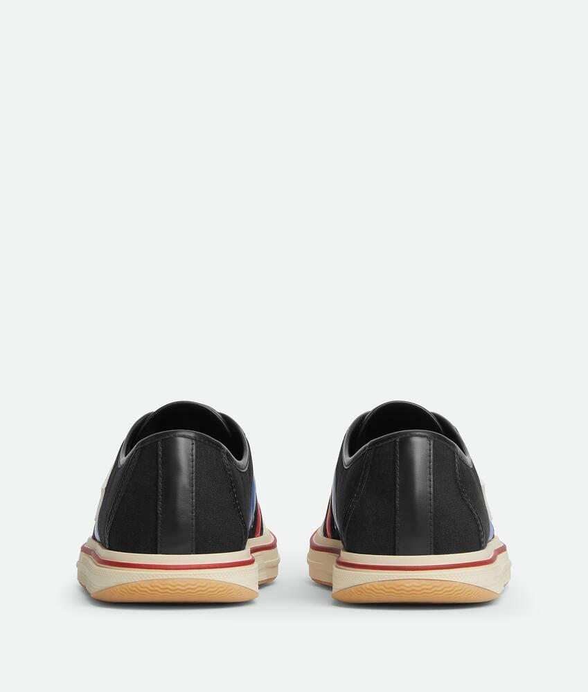 Men's Eliot Sneaker in Black Product Image