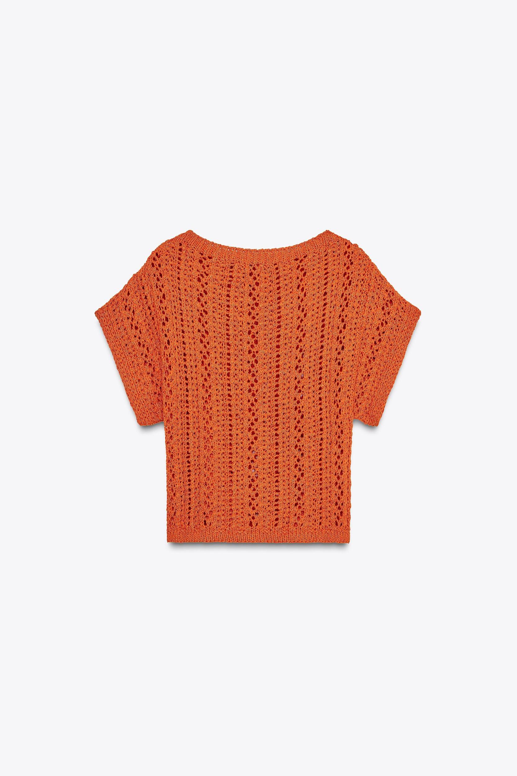 KNIT CROP TOP Product Image