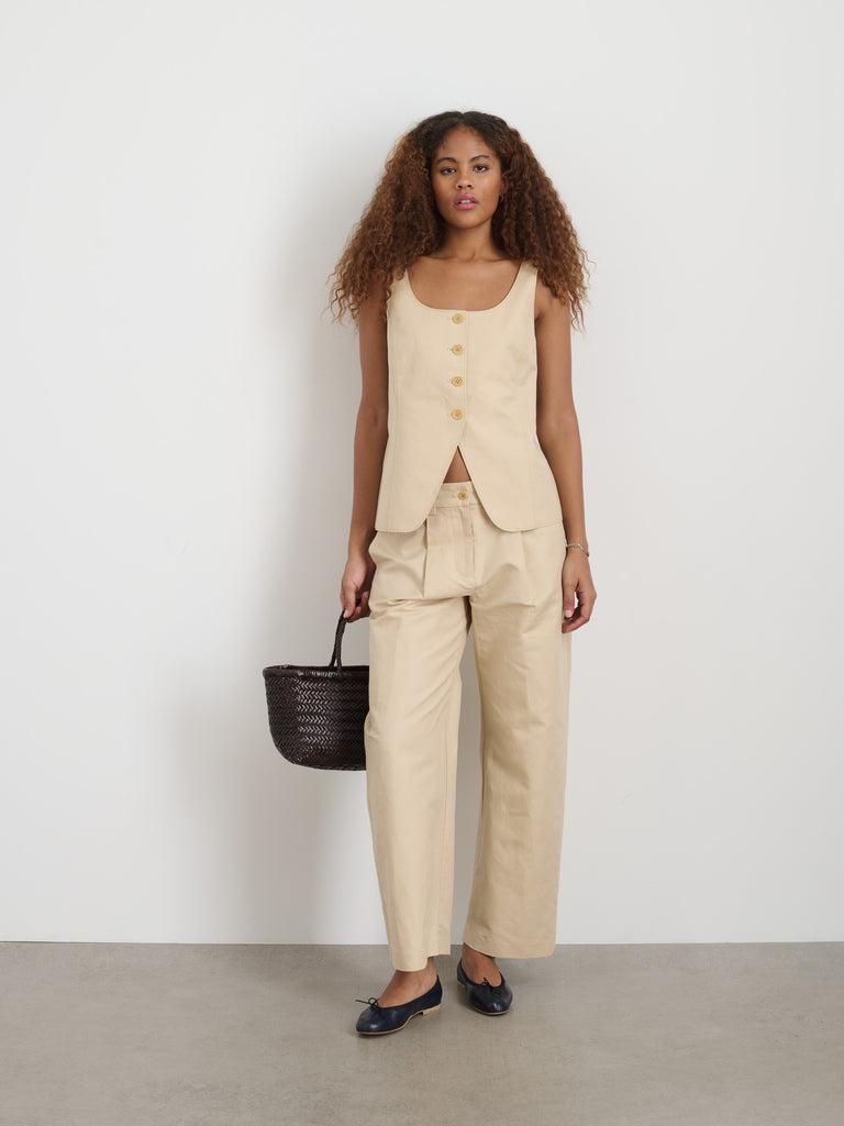 Soho Scoop Vest In Linen Cotton Product Image