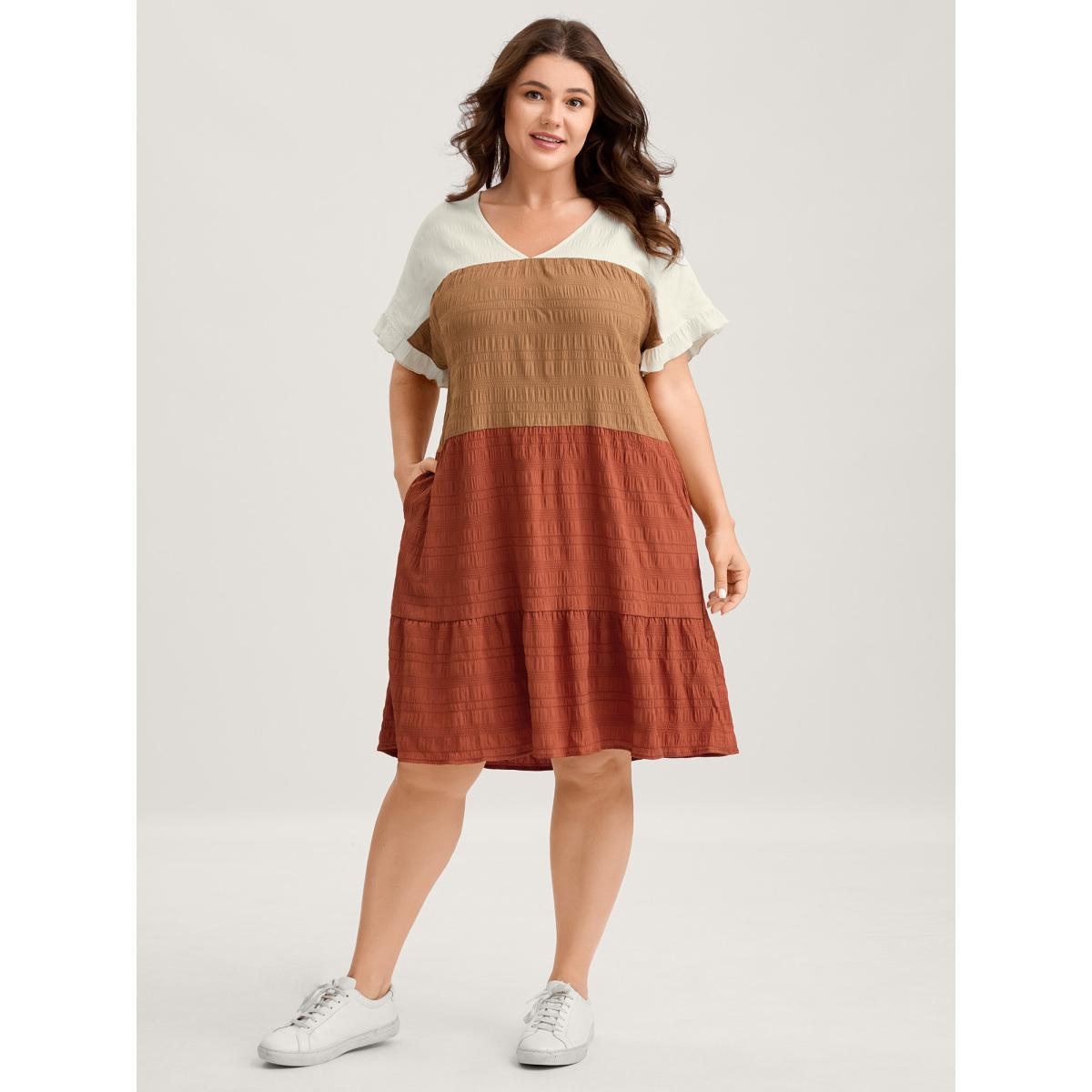 Plus Size Textured Color Block Tiered Midi Dress Multicolor Women Leisure V-neck Short sleeve Curvy BloomChic 12/L Product Image