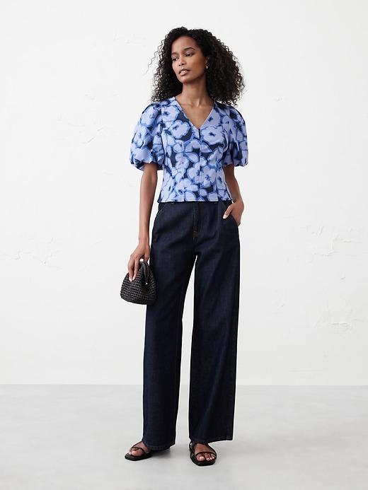 Bubble-Sleeve Seamed Top Product Image