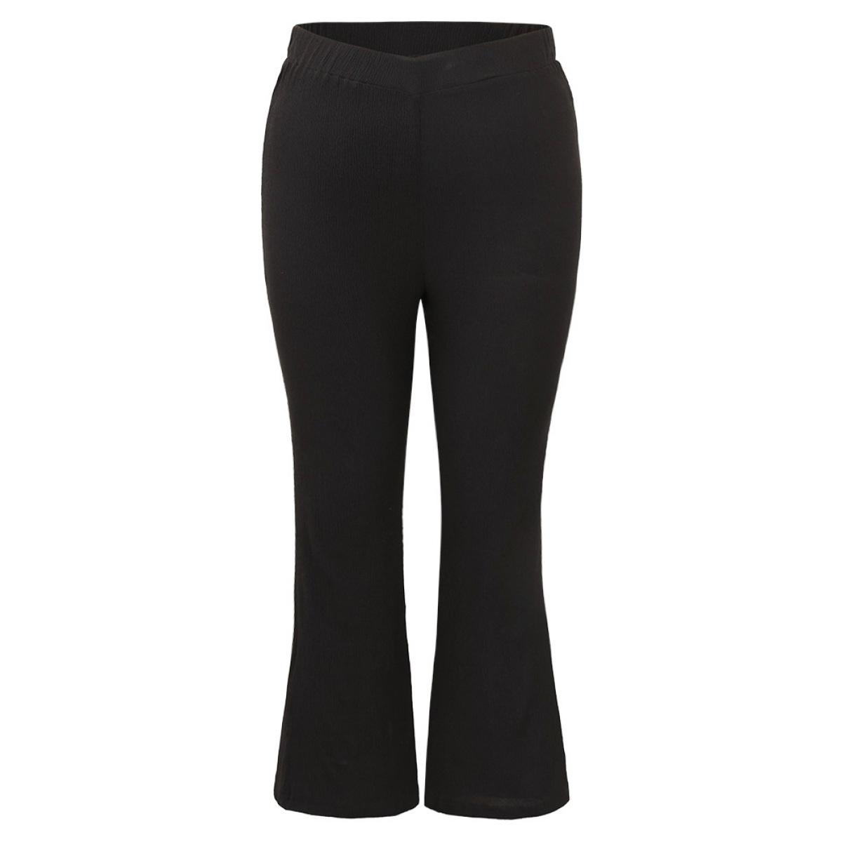 Plus Size Plain Plisse Flare Leg Sweatpants Women Black Casual Flare Leg High Rise Dailywear Pants BloomChic 28/5X Product Image