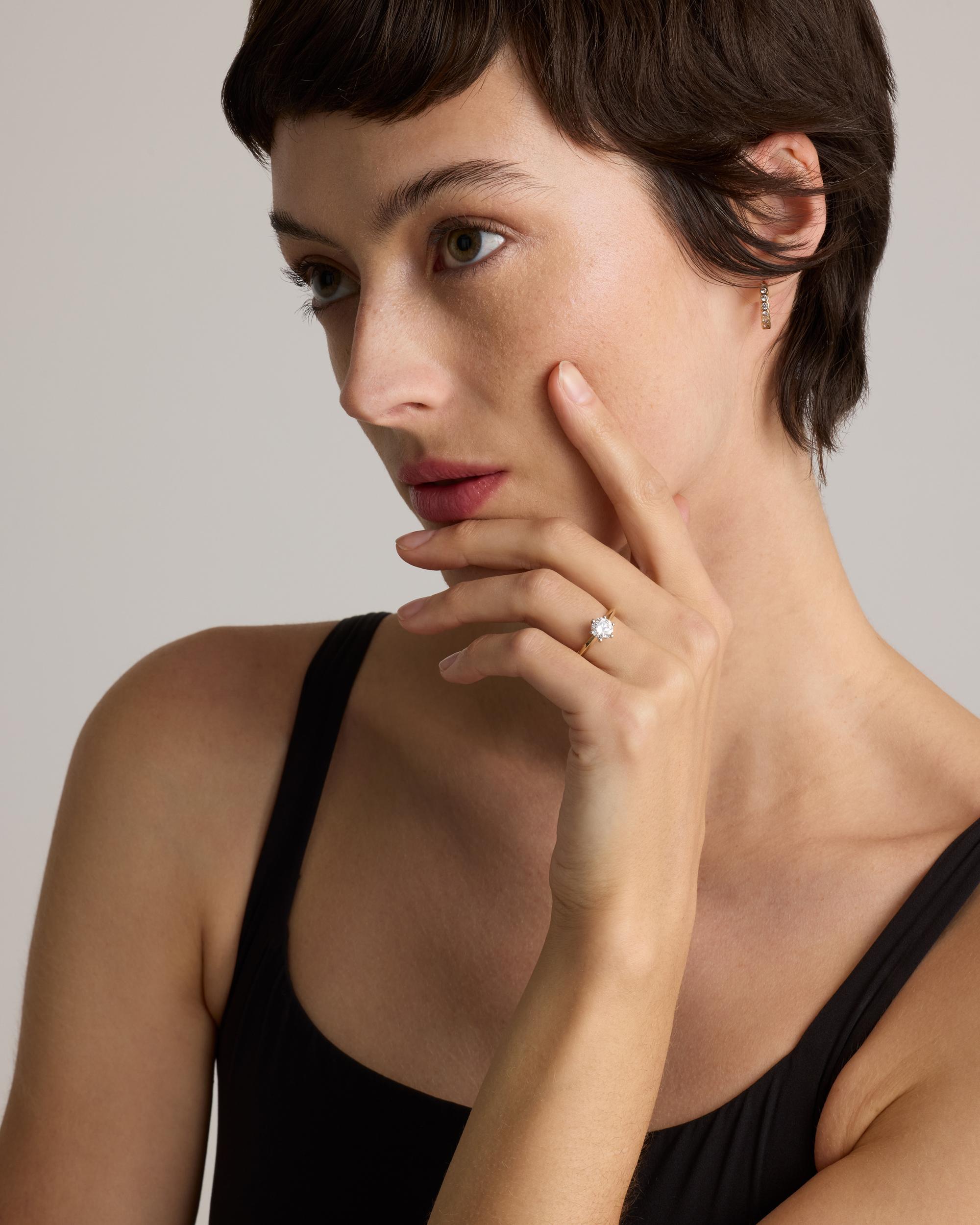 Quince | Women's Lab Grown Diamond Round Six Prong Knife Edge Engagement Ring Product Image