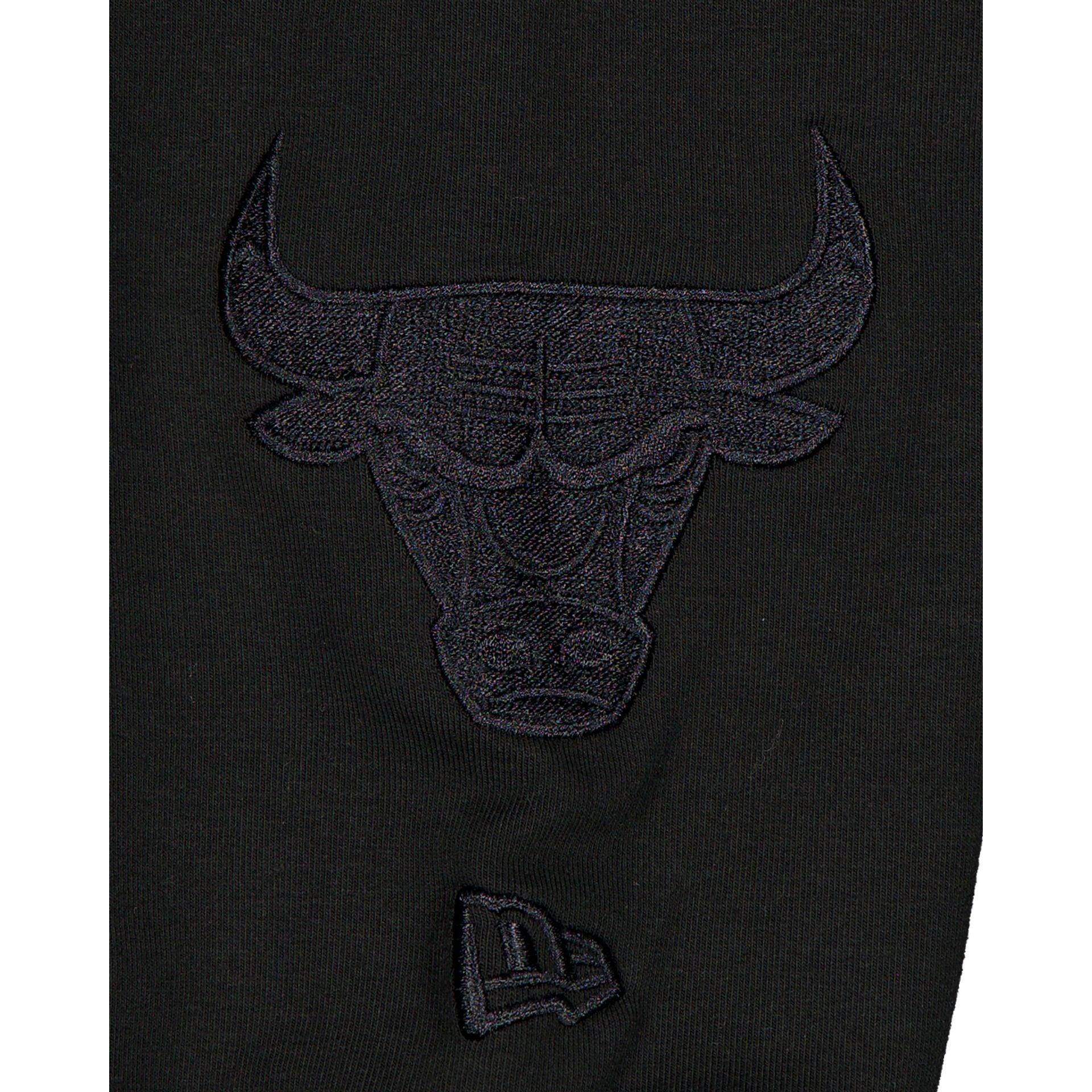 Chicago Bulls Black on Black Logo Select Hoodie Male Product Image