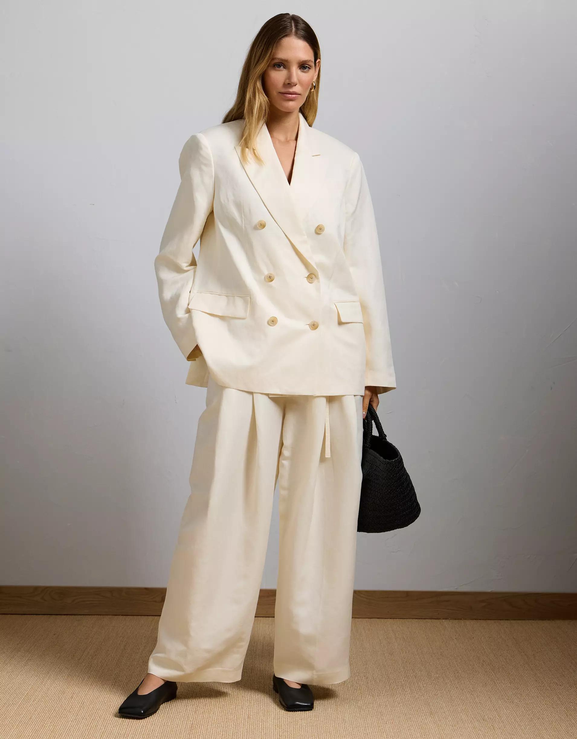 AE77 Premium Linen-Silk Blend Double-Breasted Blazer Product Image